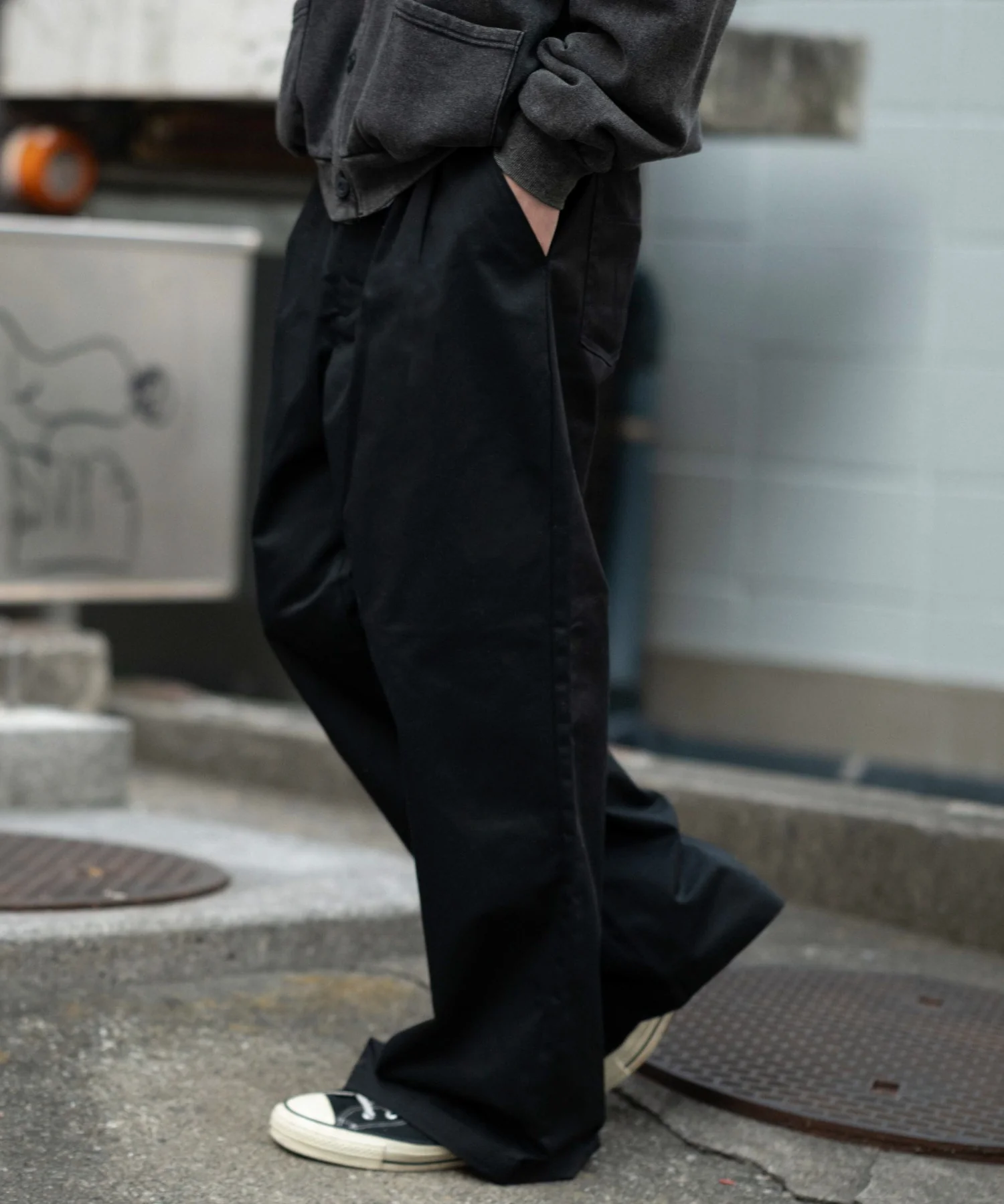 別注RED　KAPタックワイドチノパンツ - Image 21