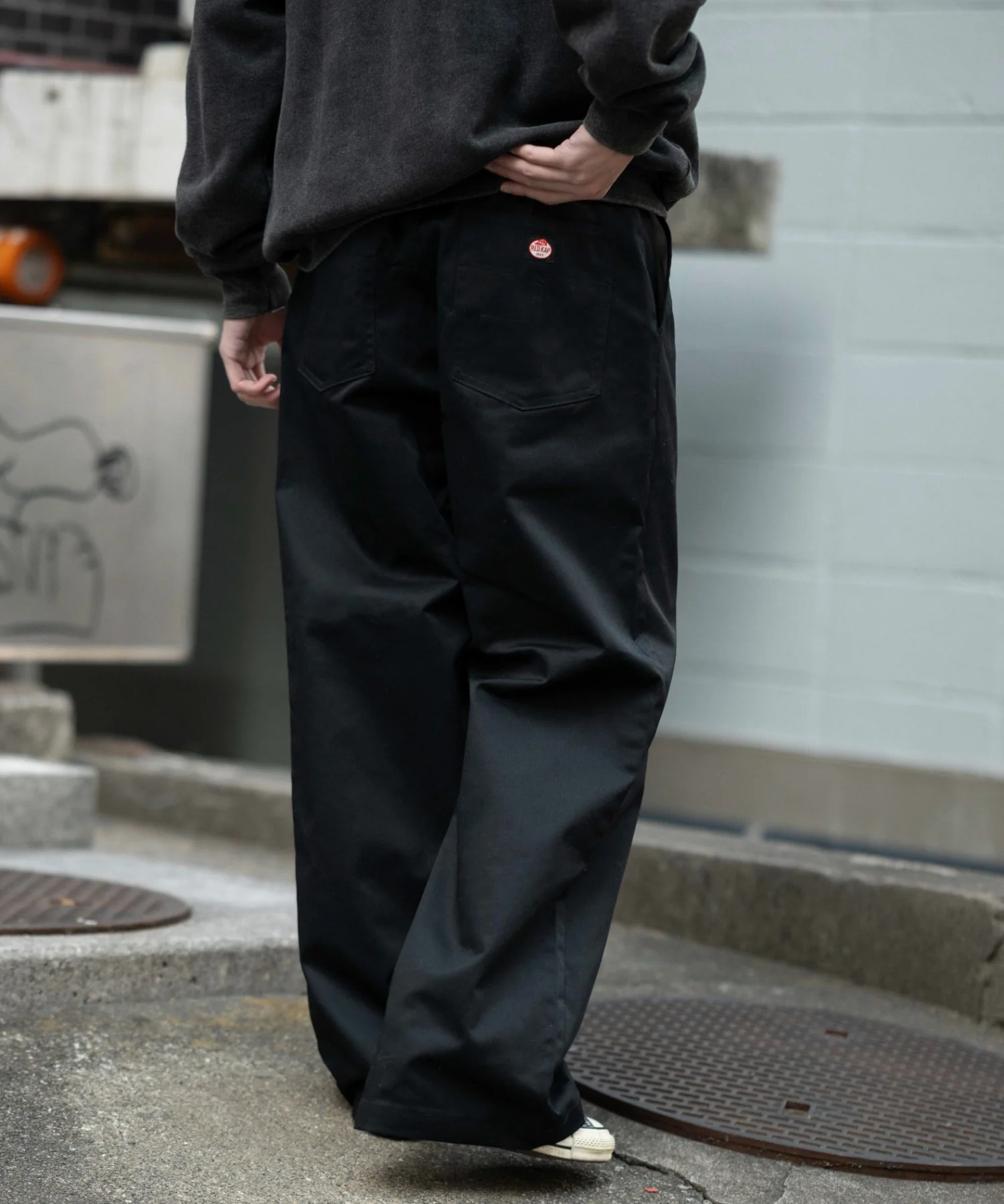 別注RED　KAPタックワイドチノパンツ - Image 22