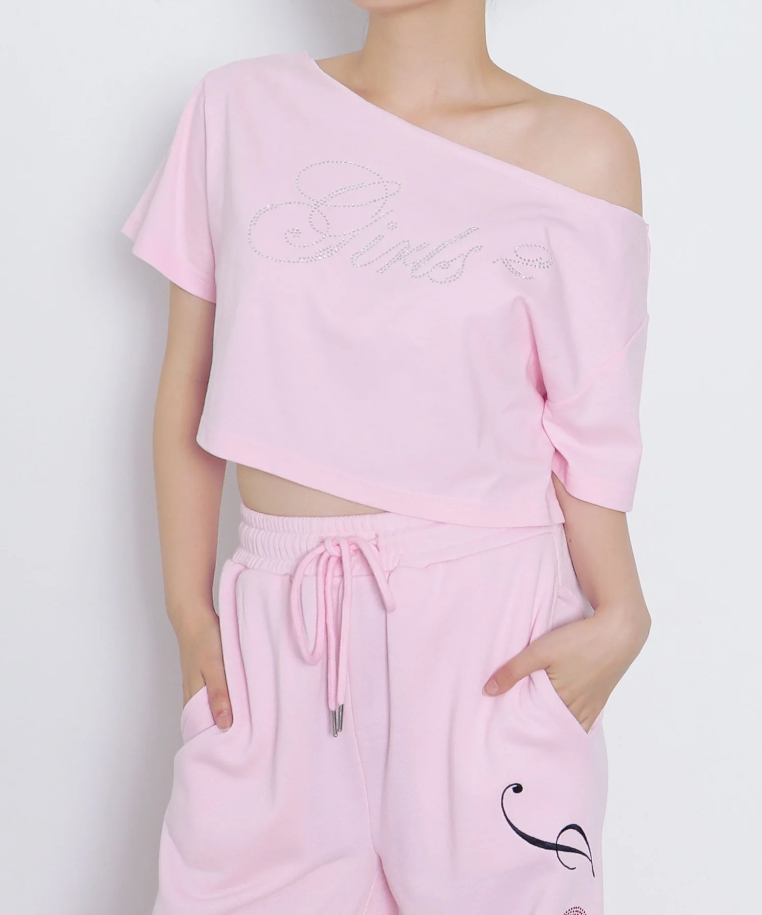 Girls²コラボオフショルT - Image 4