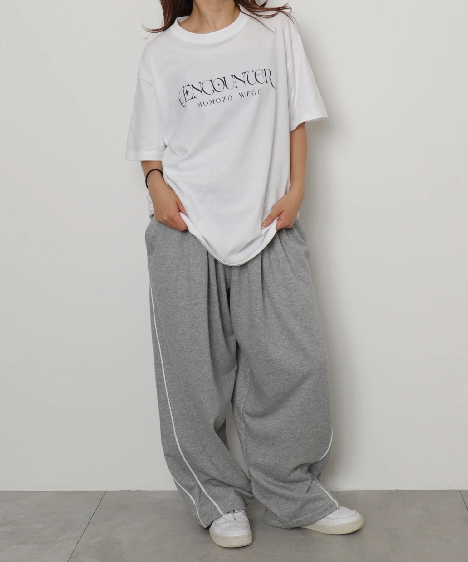 ももぞうグラフィックTシャツ - Image 2