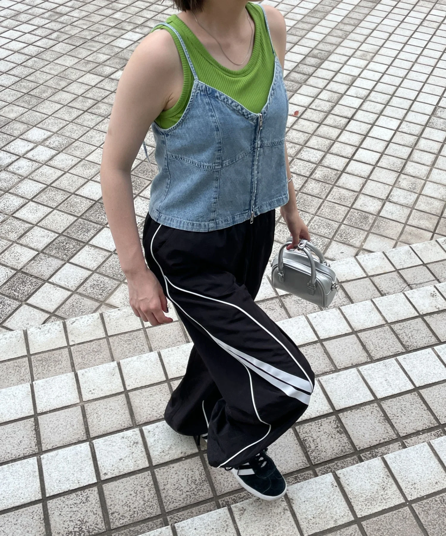 デニムZIPビスチェ - Image 10