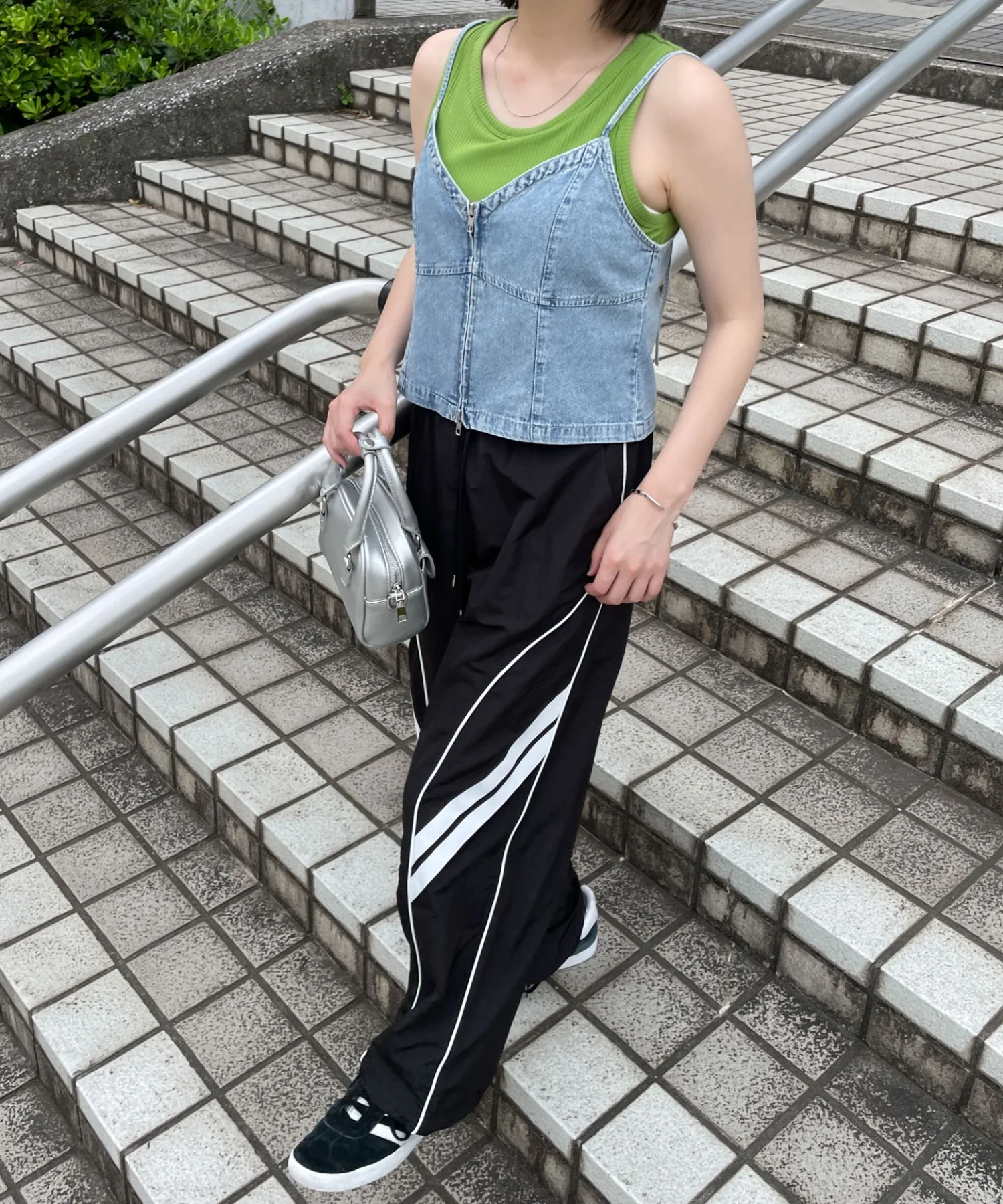 デニムZIPビスチェ - Image 9