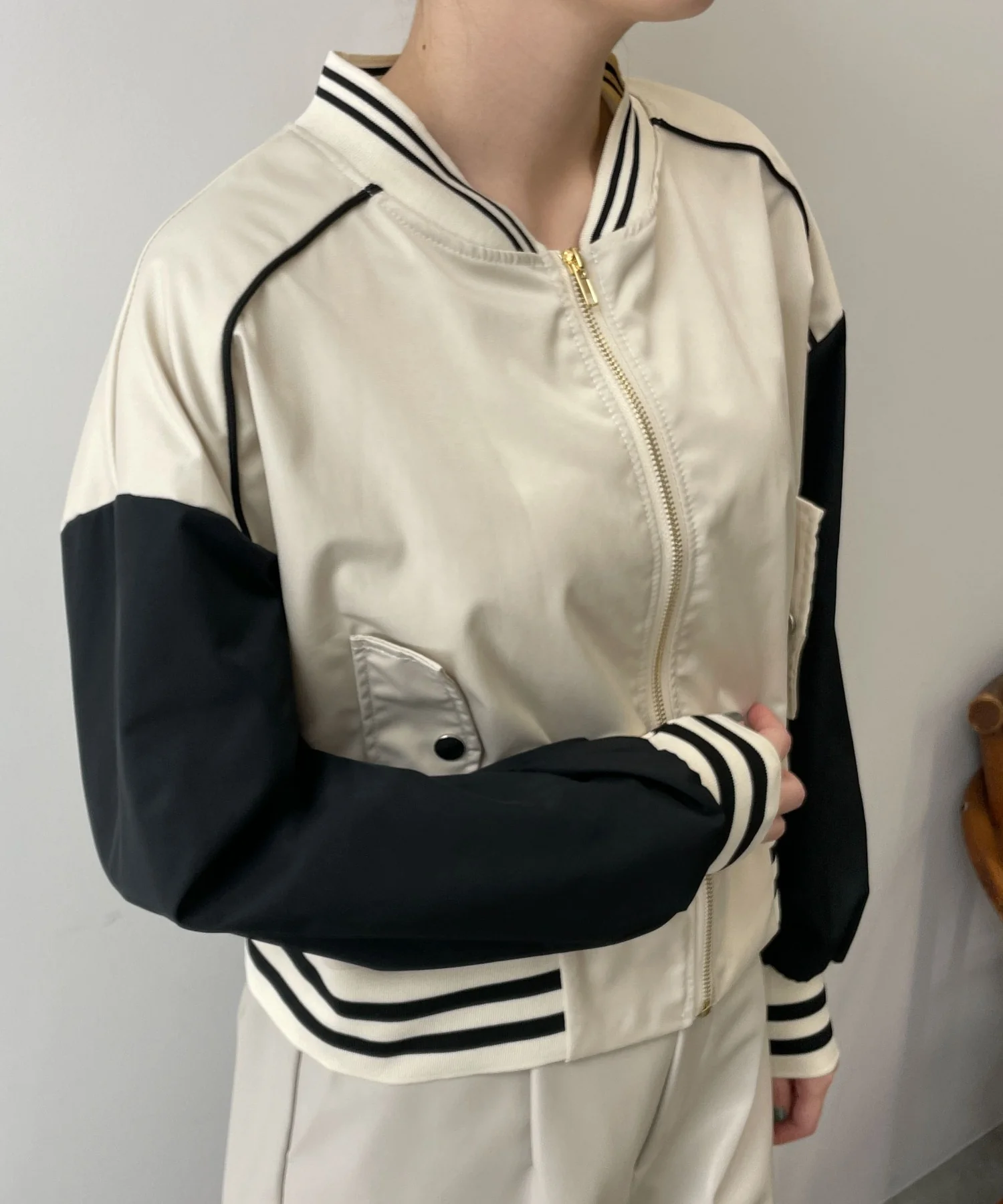 配色デザインブルゾン - Image 5