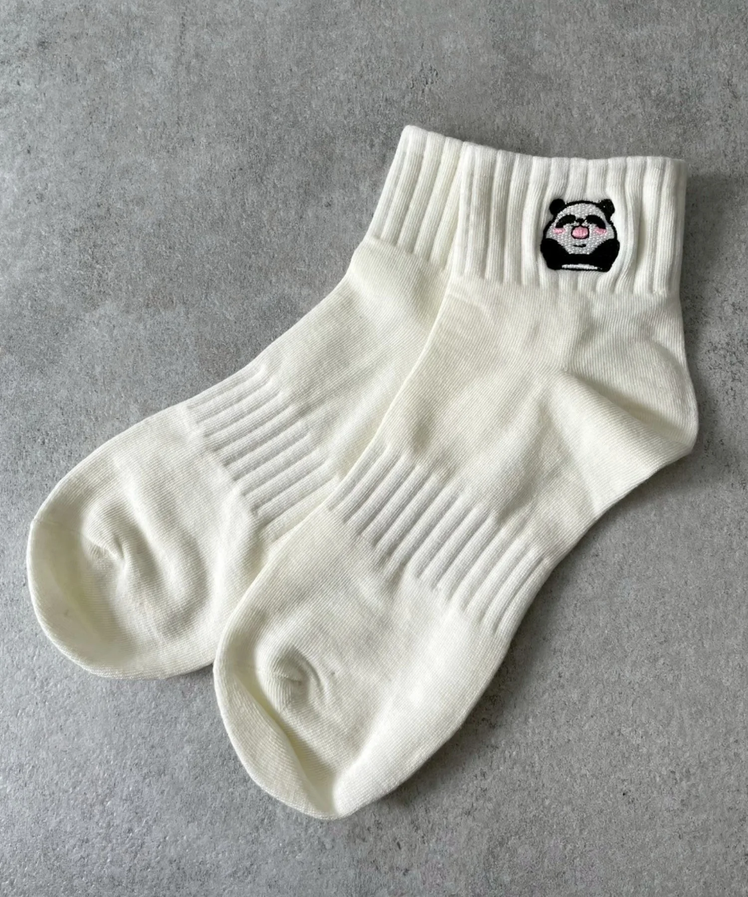 パンダ刺繍アンクルソックス(23-25cm) - Image 2