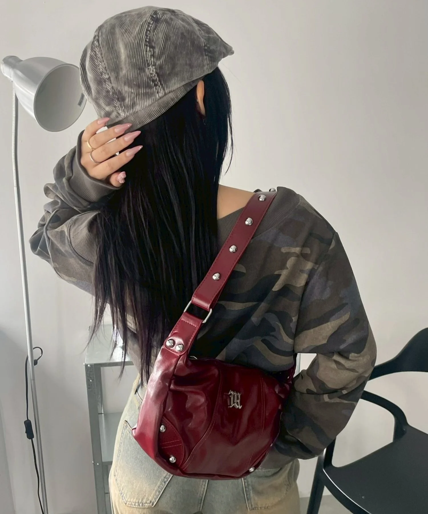 メタルパーツハーフムーンバッグ - Image 6