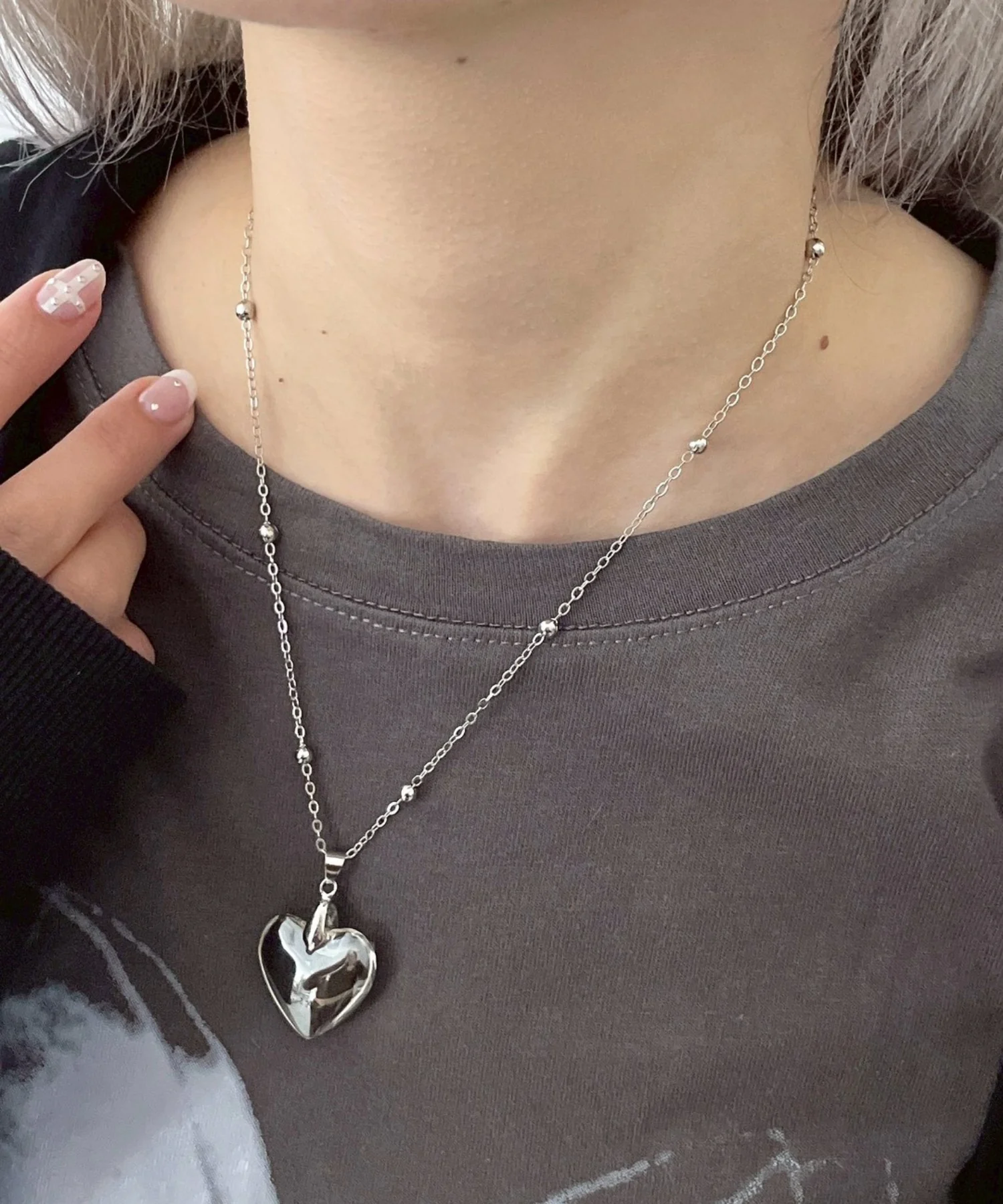 Lクリアハートモチーフネックレス - Image 2
