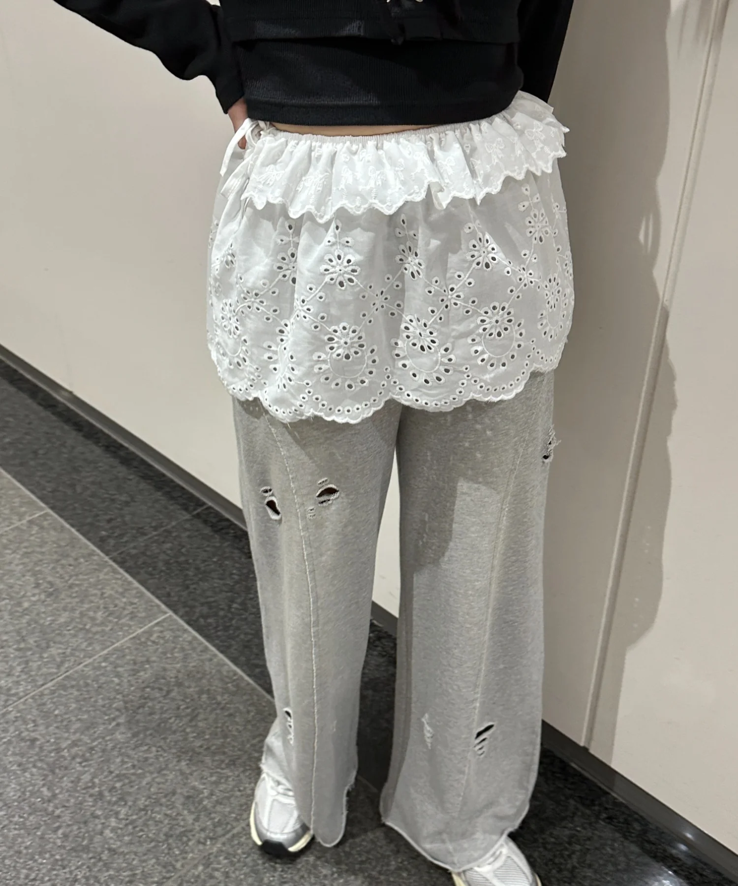 エンブロレースリボンスカート