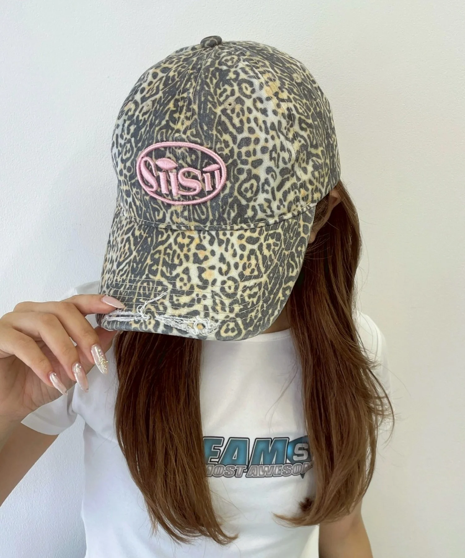 Lレオパードダメージ刺繍キャップ - Image 2