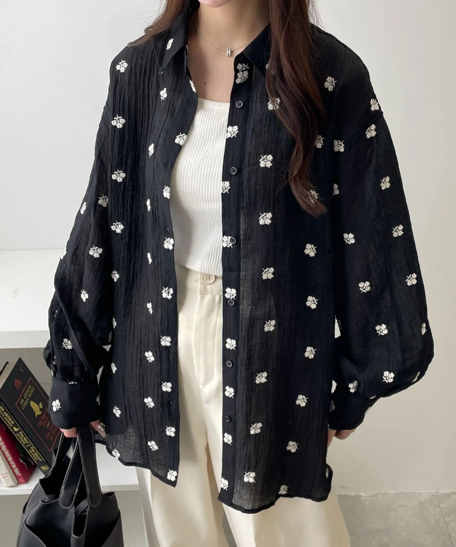 楊柳刺繍BIGシャツ - Image 2