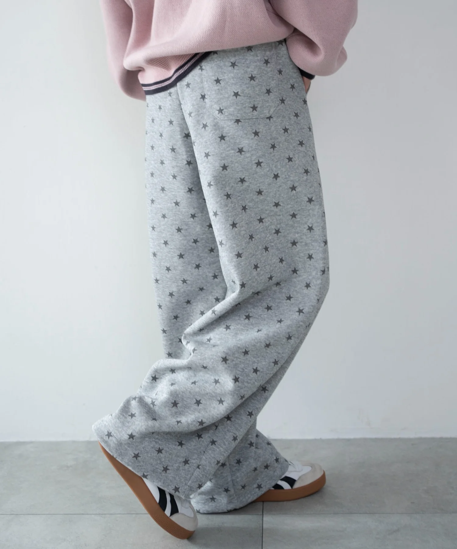 バッチ付きスタースウェットパンツ - Image 4