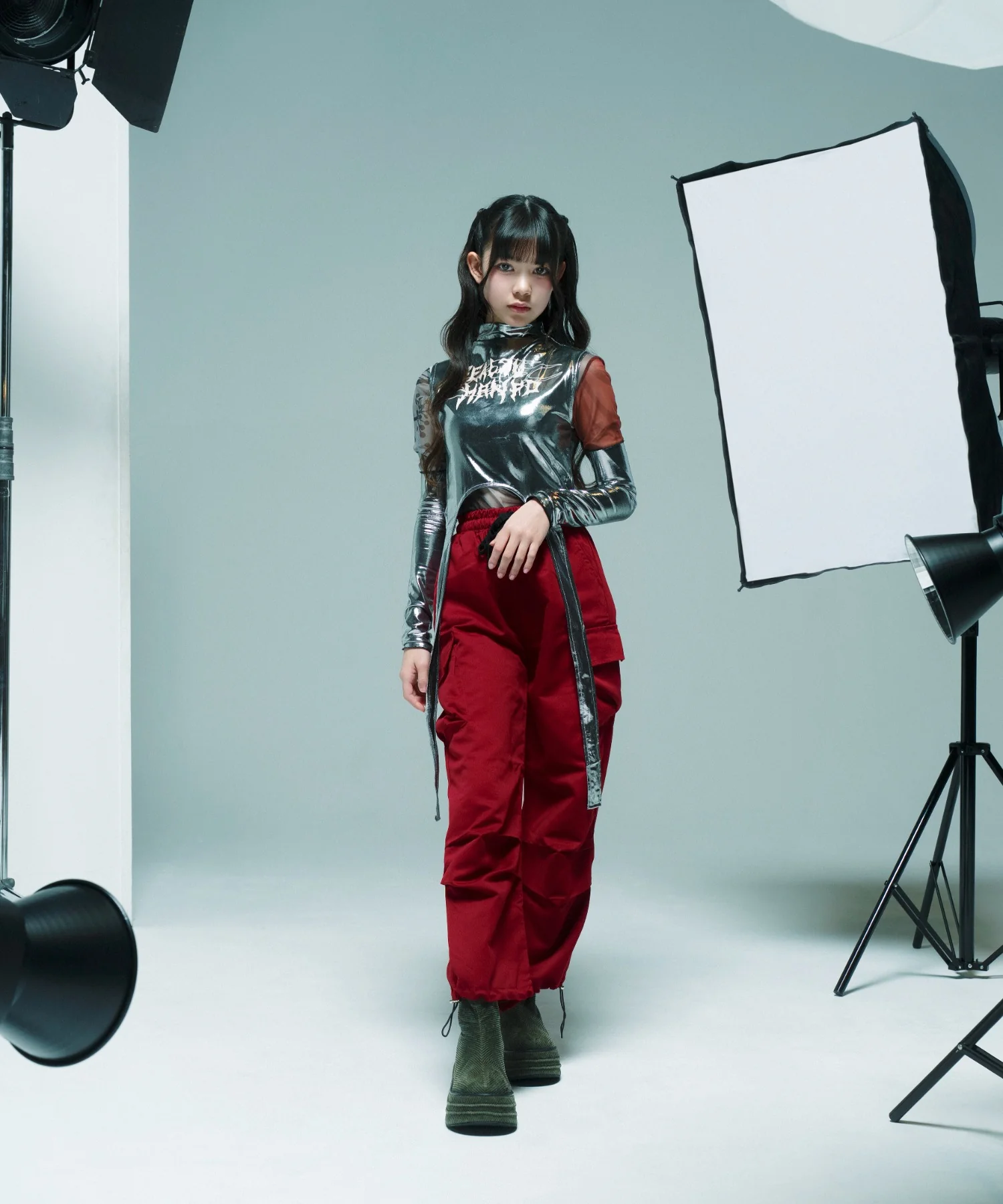 シルバートップスカーゴパンツセット - Image 3