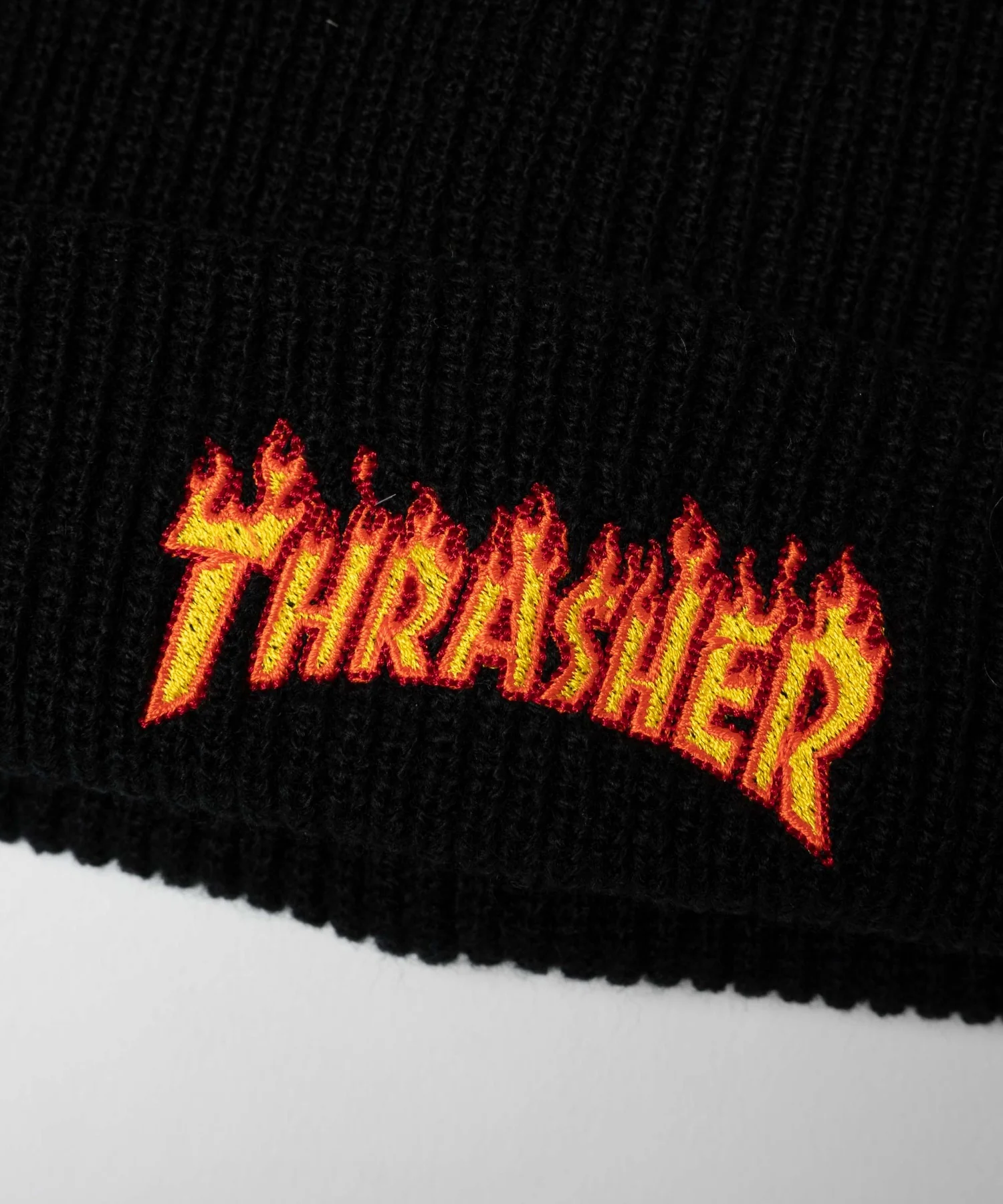 THRASHER|FLAME LOGO アクリルビーニー - Image 4