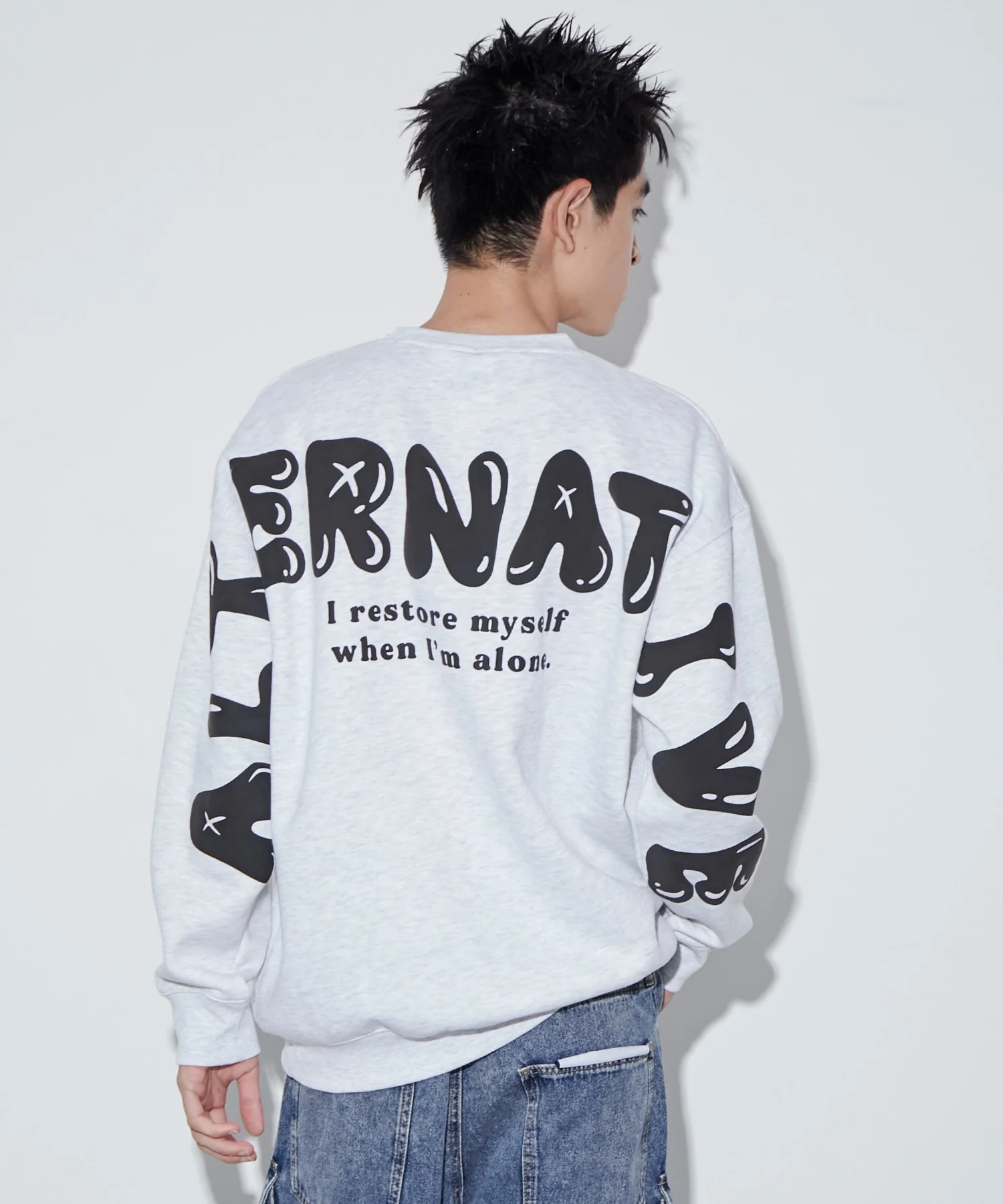 ストレートラインロゴグラフィックプルオーバー - Image 17