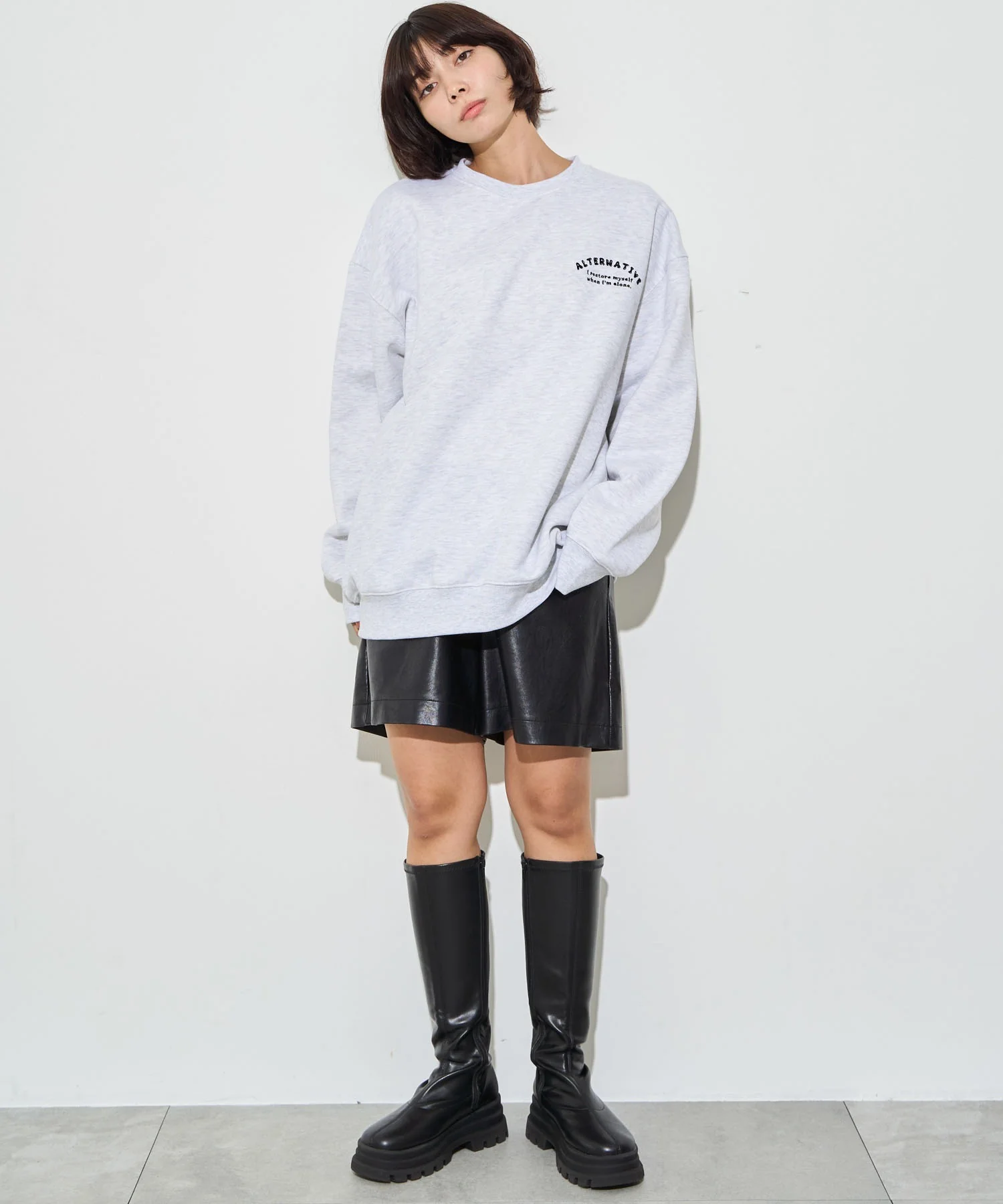 ストレートラインロゴグラフィックプルオーバー - Image 18
