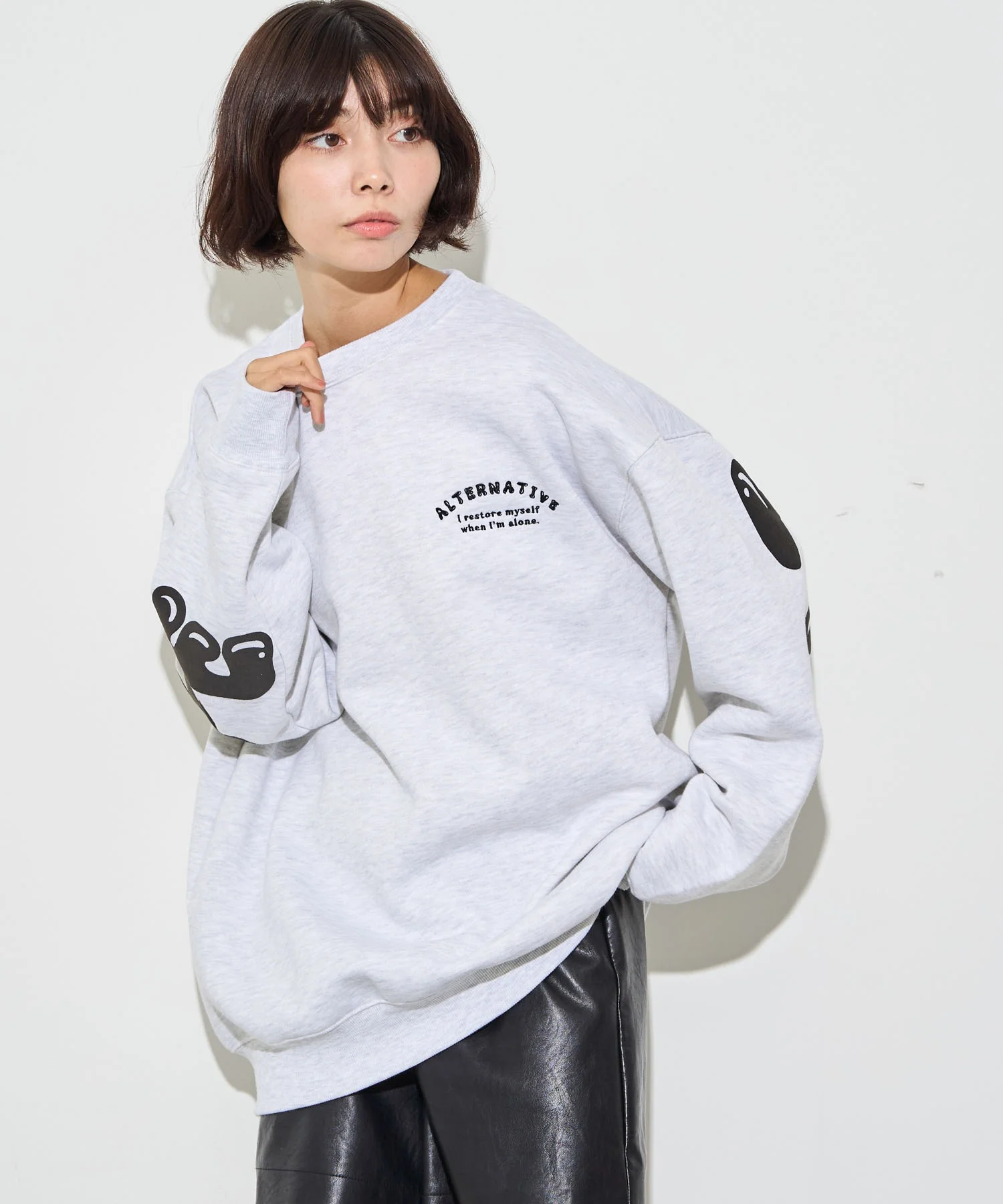 ストレートラインロゴグラフィックプルオーバー - Image 22