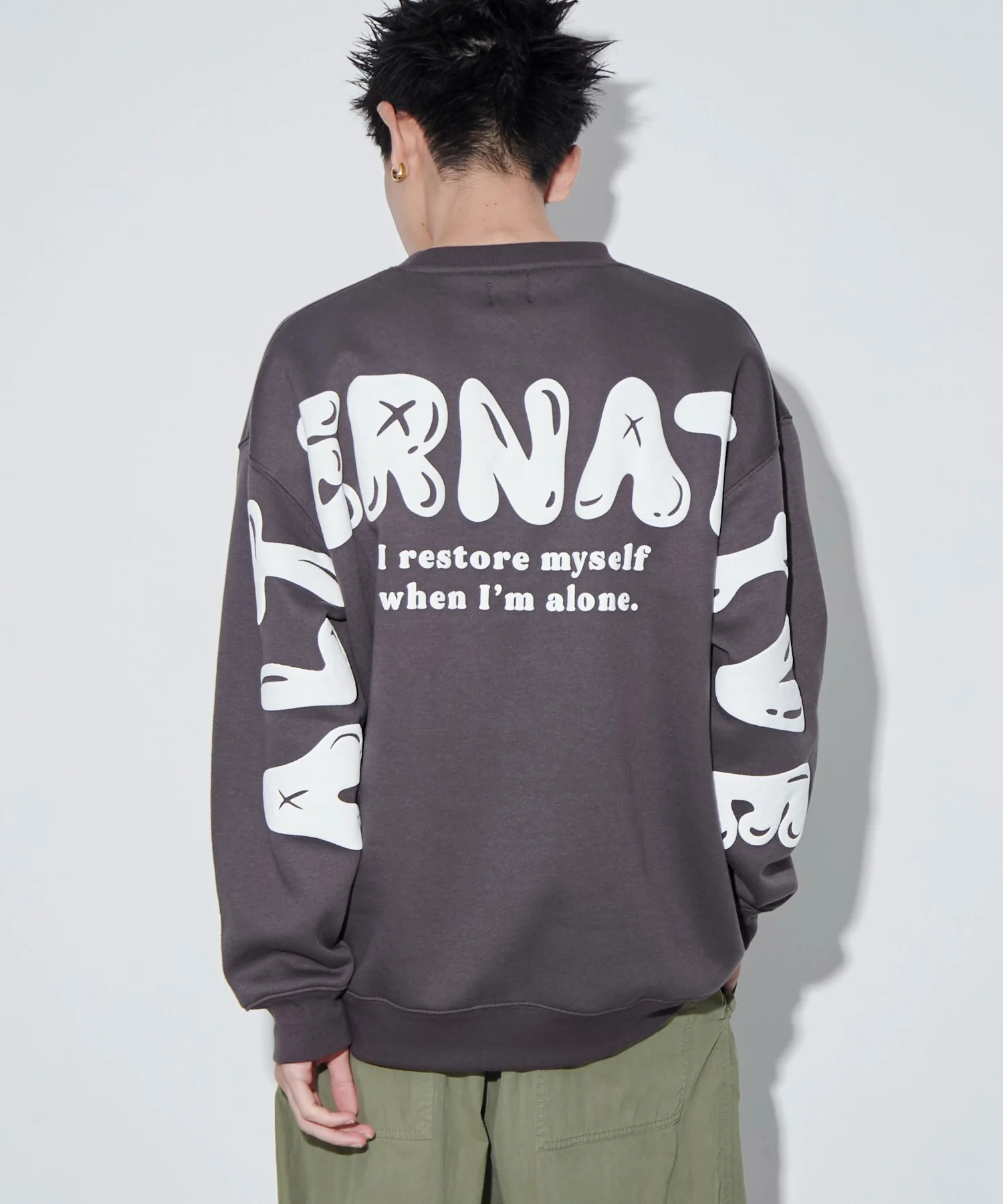 ストレートラインロゴグラフィックプルオーバー - Image 4