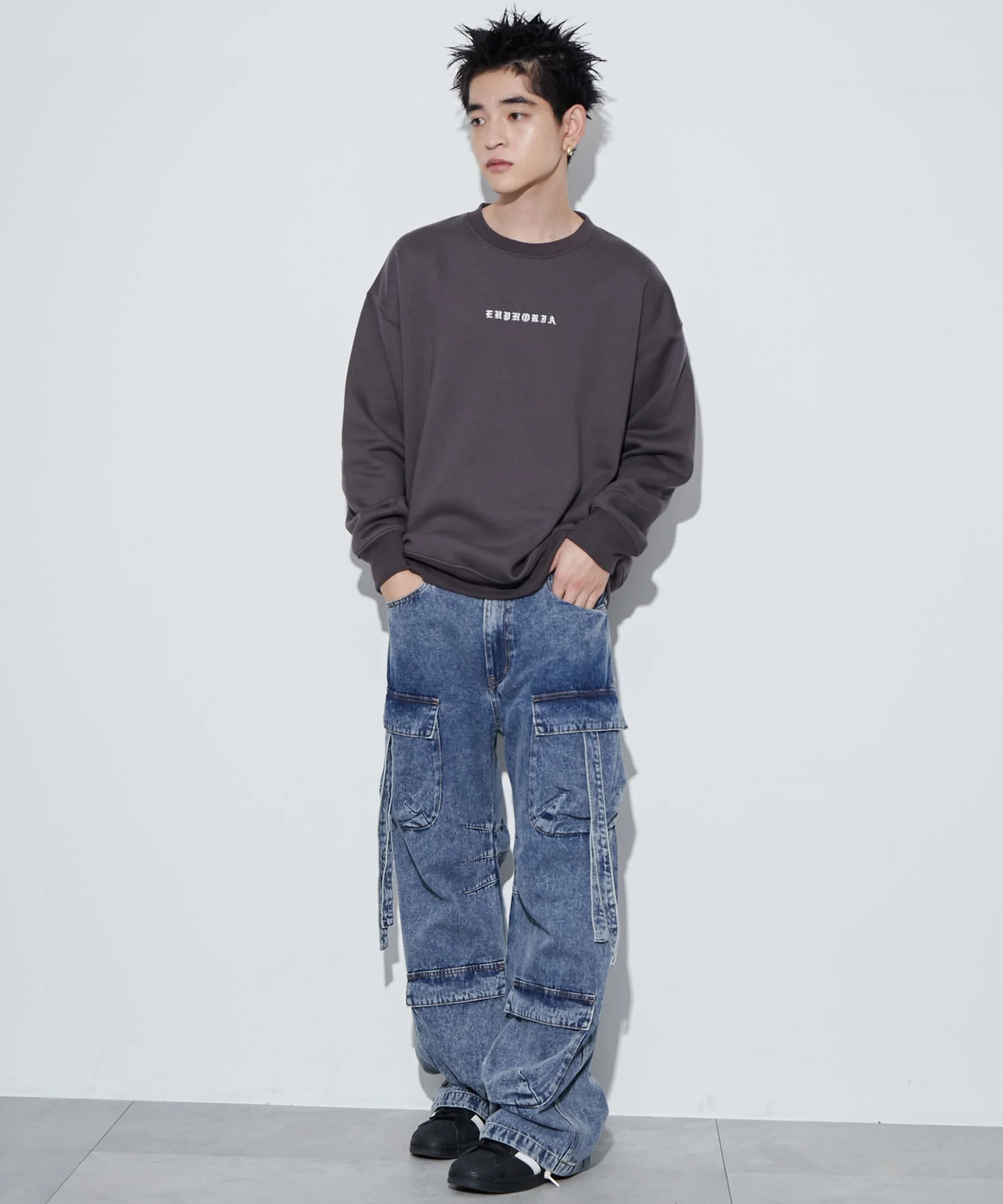 アーチバックロゴグラフィックプルオーバー - Image 10