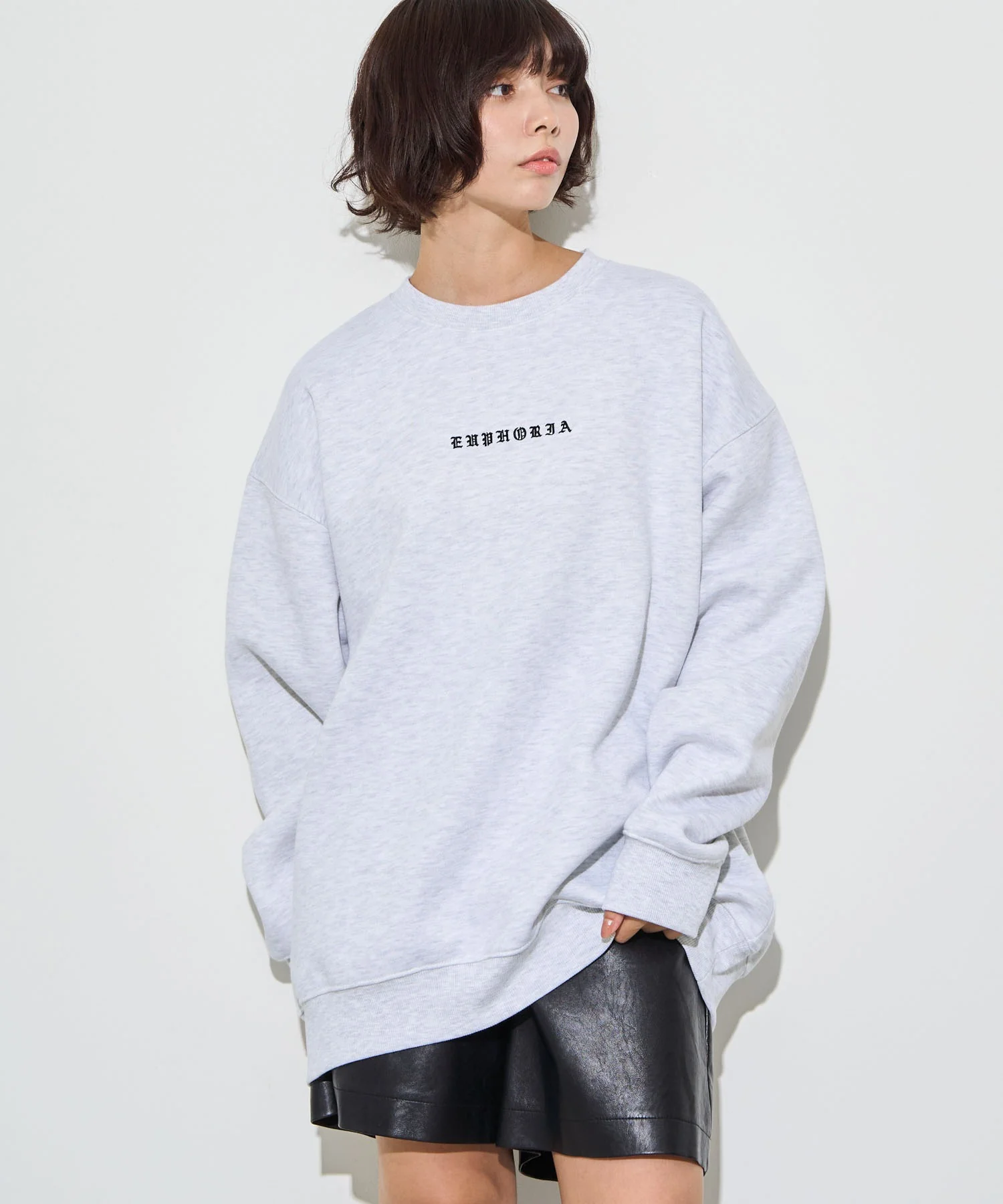 アーチバックロゴグラフィックプルオーバー - Image 19