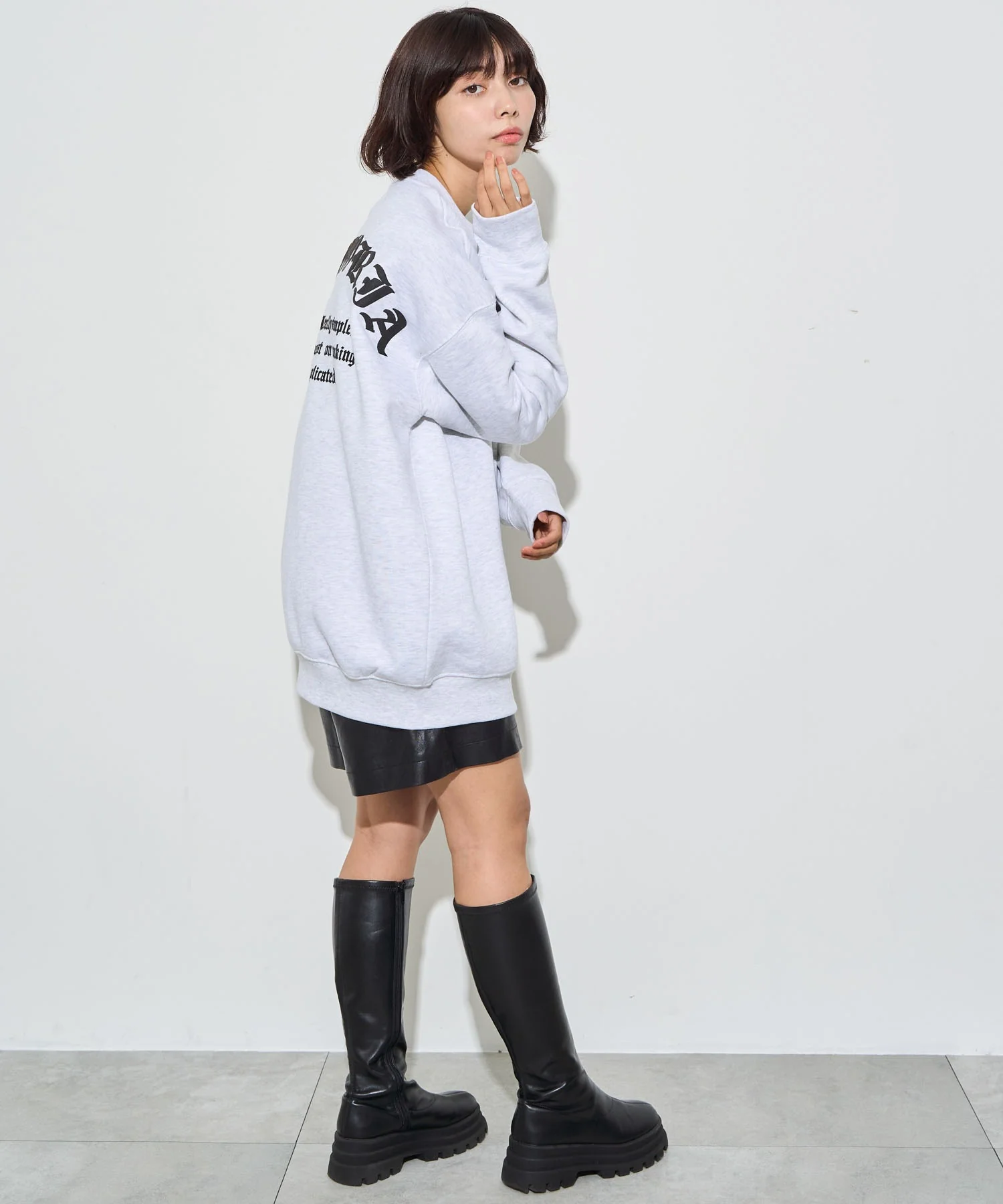 アーチバックロゴグラフィックプルオーバー - Image 6