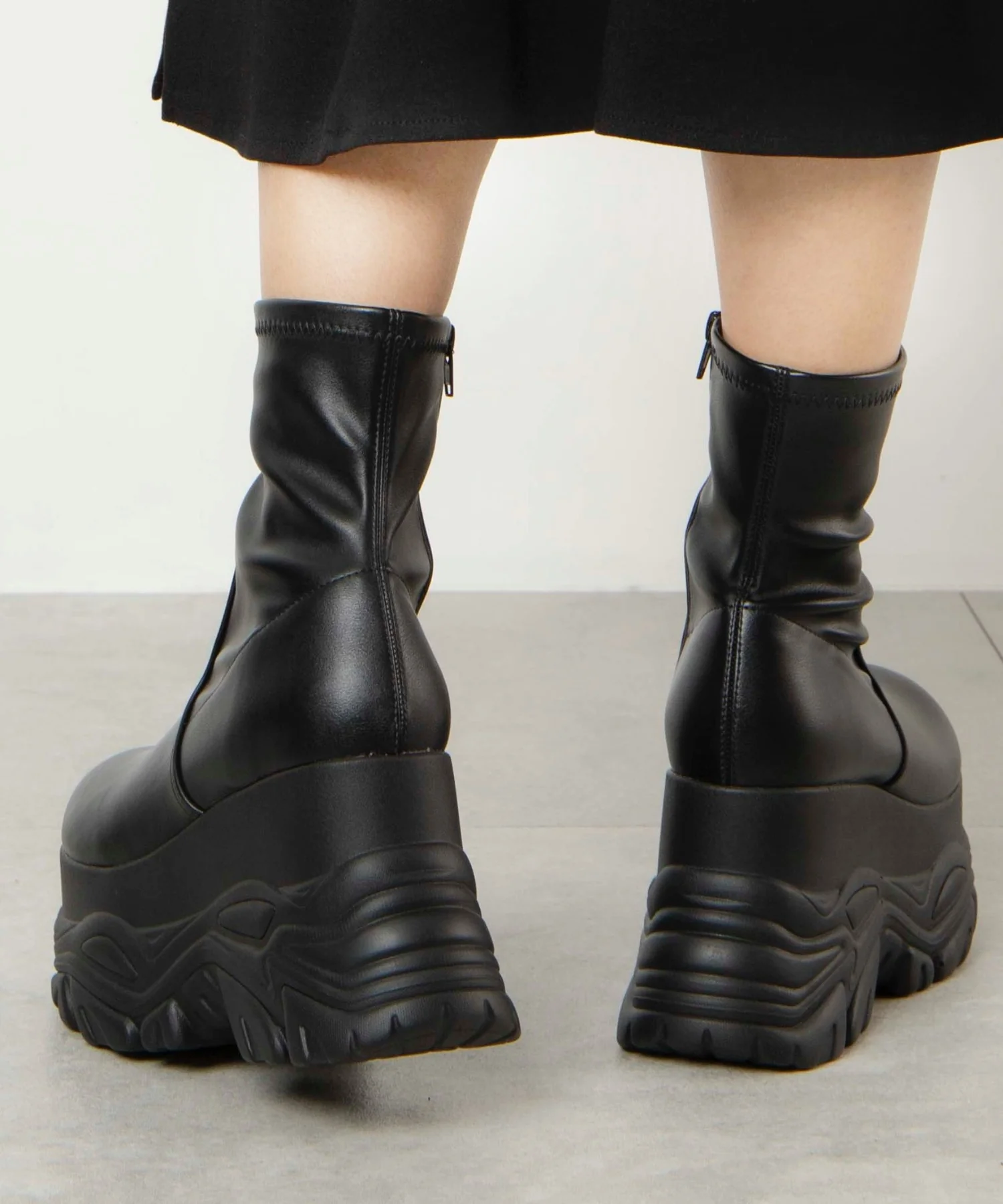 厚底ボリュームスニーカーソールショートブーツ - Image 7