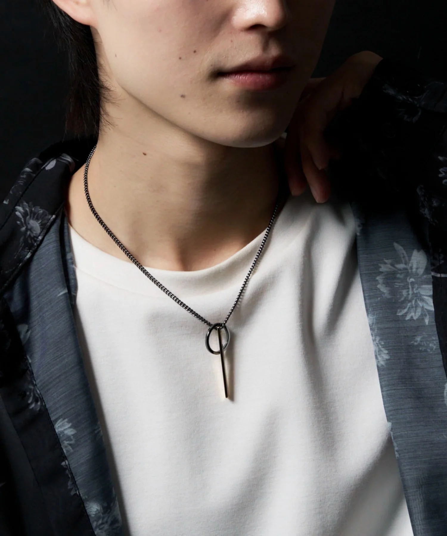 Mモチーフネックレス - Image 14