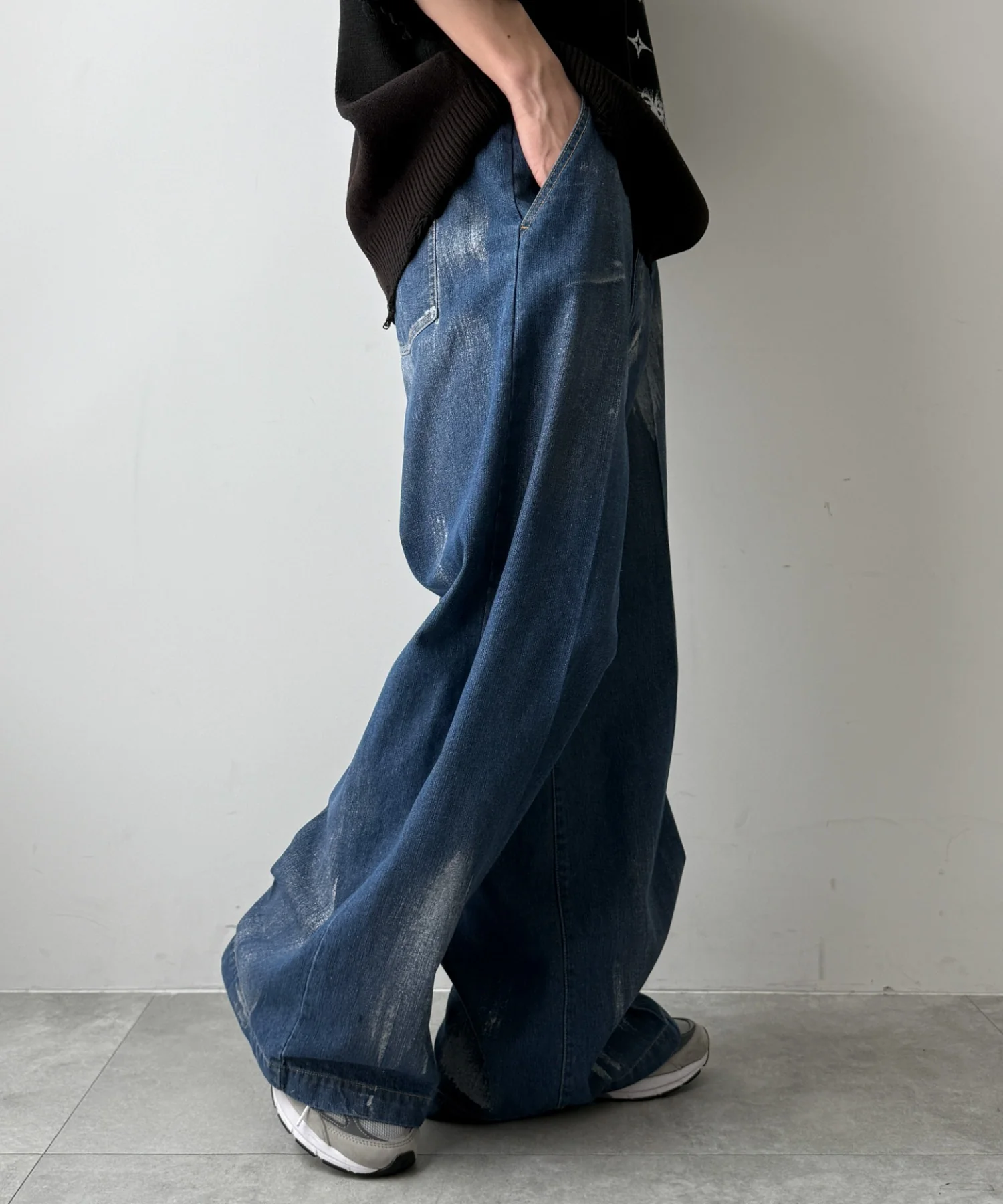 メタリックプリントデニムパンツ - Image 10