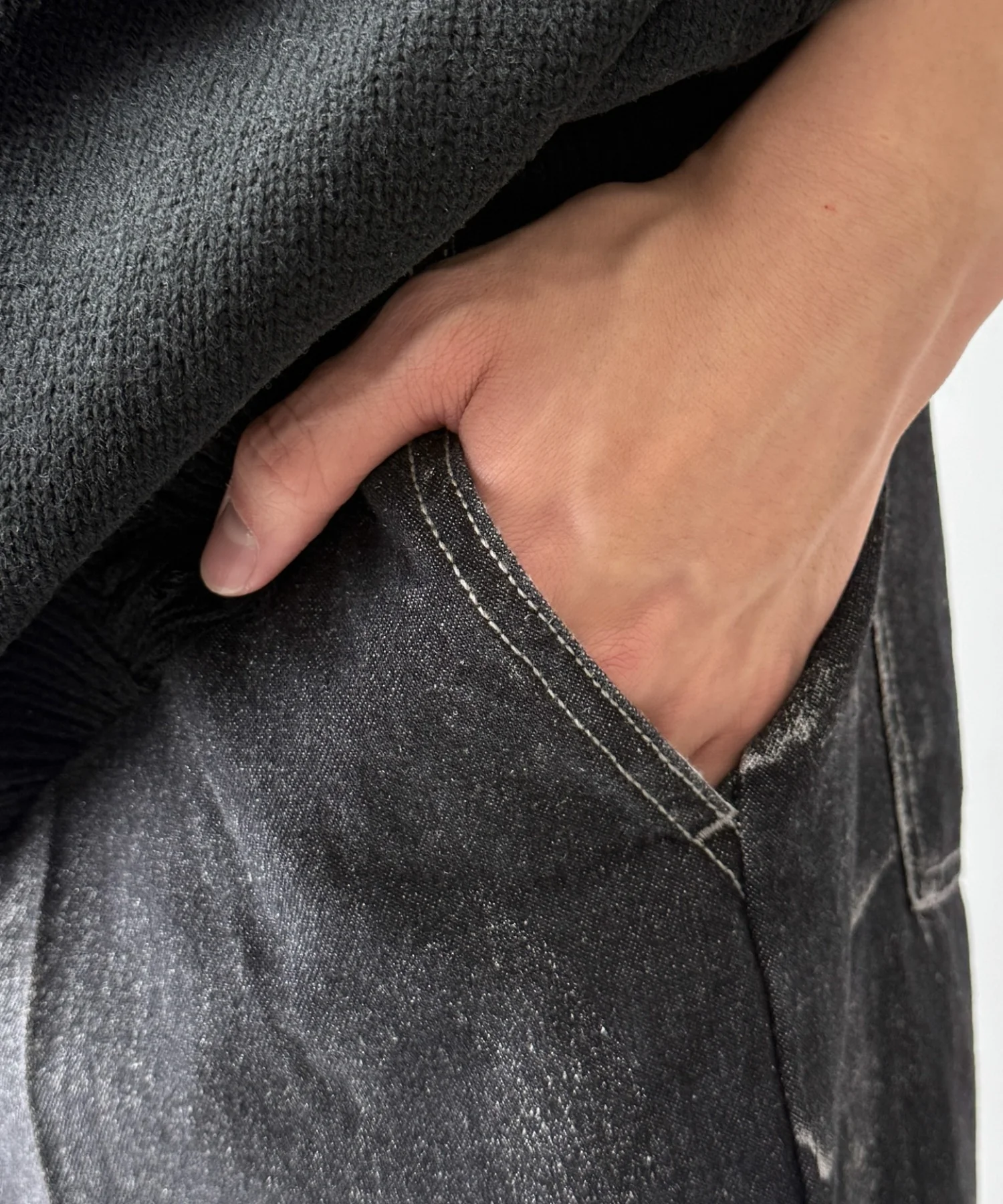 メタリックプリントデニムパンツ - Image 5