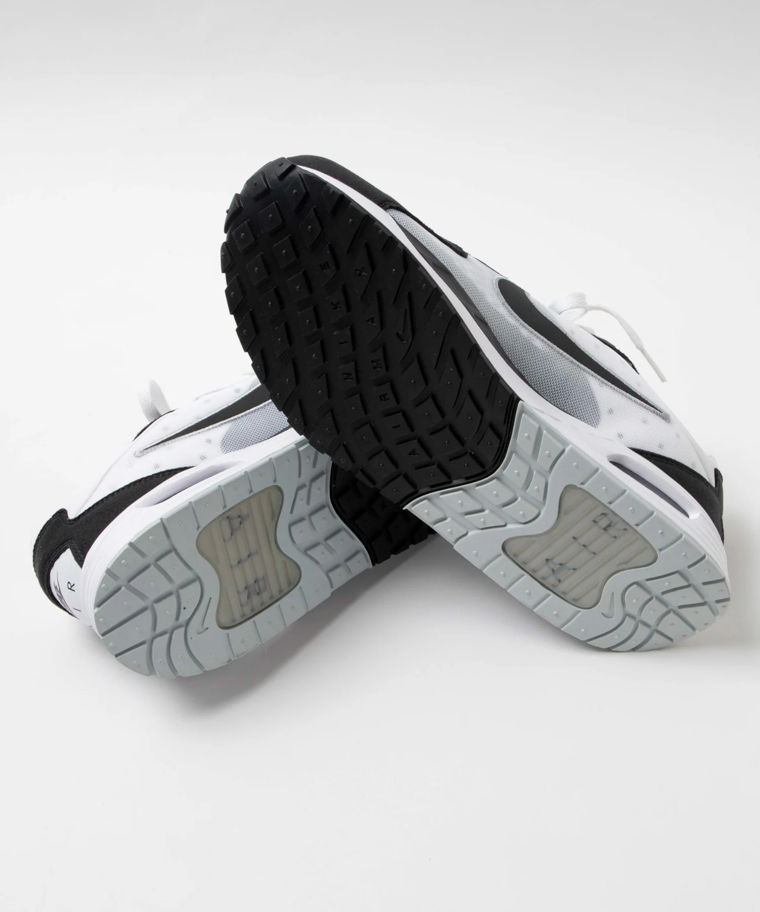 NIKE　AIR　MAX　SOLO - Image 12