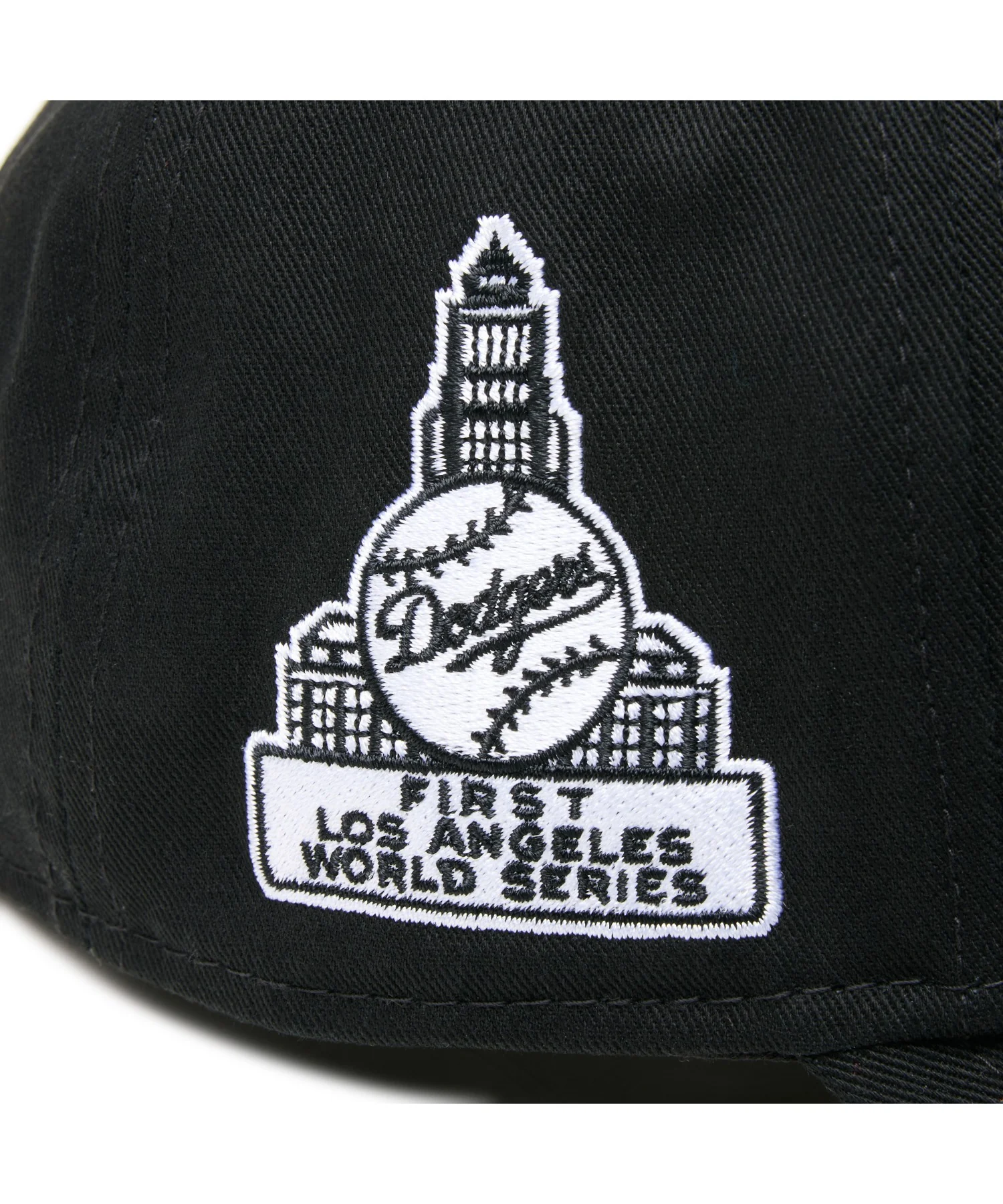 NEWERA 940AF MLBCO BLACK & WHITE - Image 18