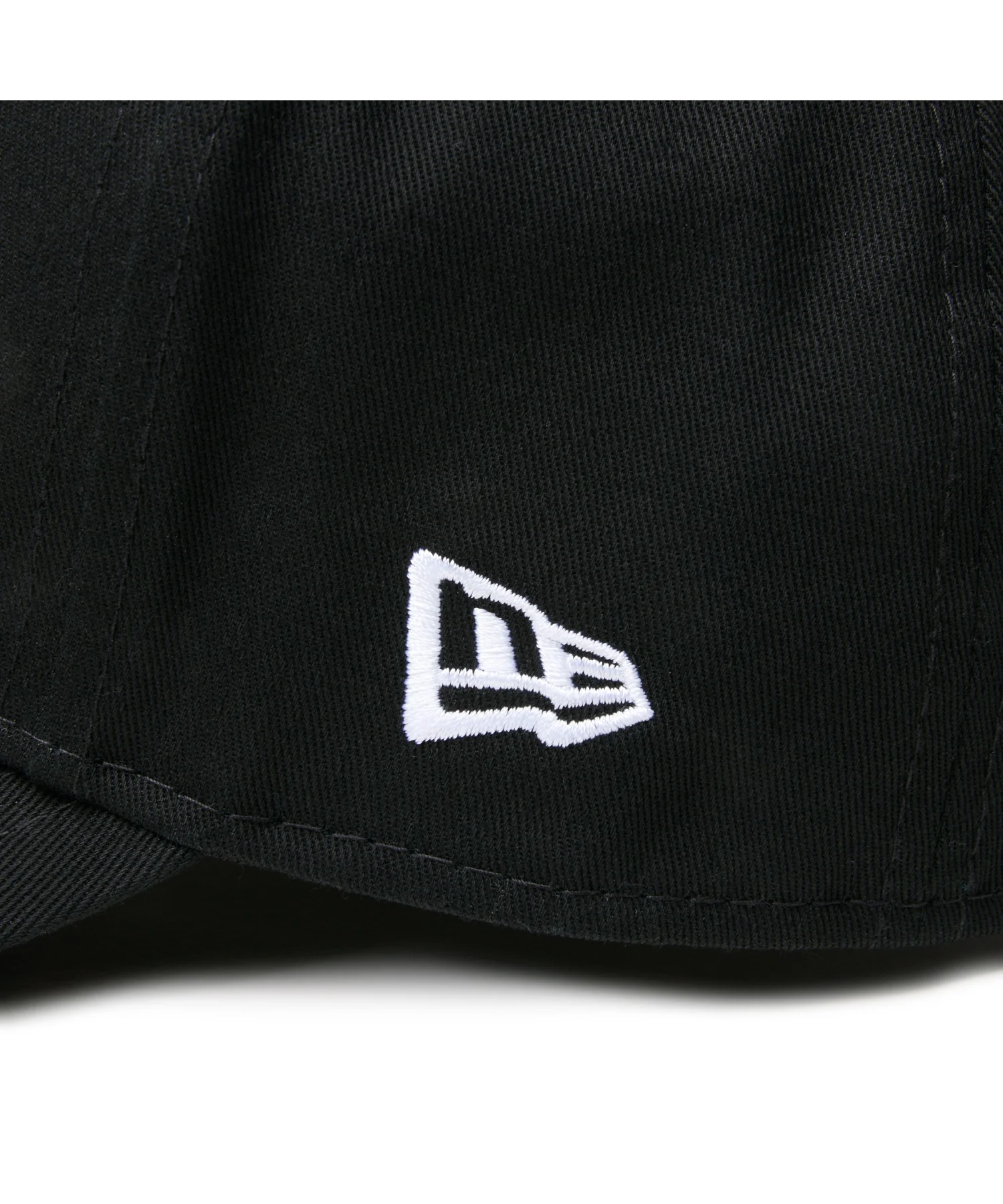NEWERA 940AF MLBCO BLACK & WHITE - Image 19