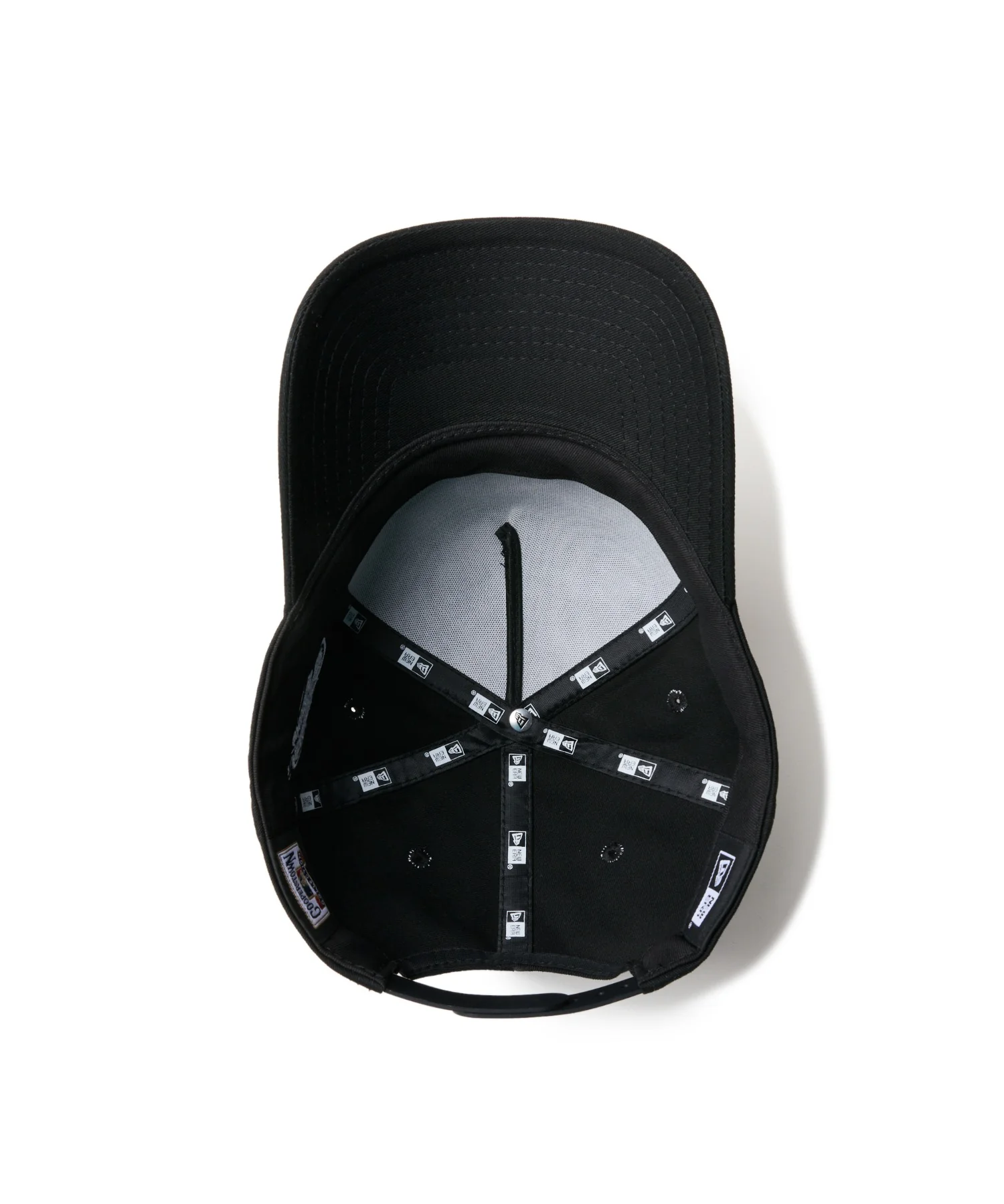 NEWERA 940AF MLBCO BLACK & WHITE - Image 24