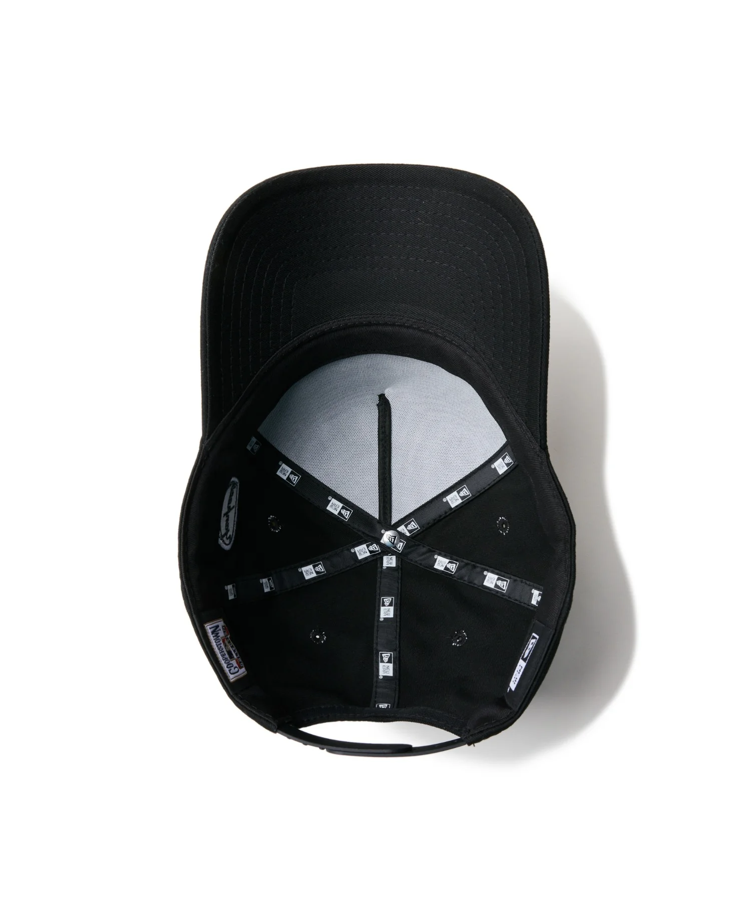 NEWERA 940AF MLBCO BLACK & WHITE - Image 8