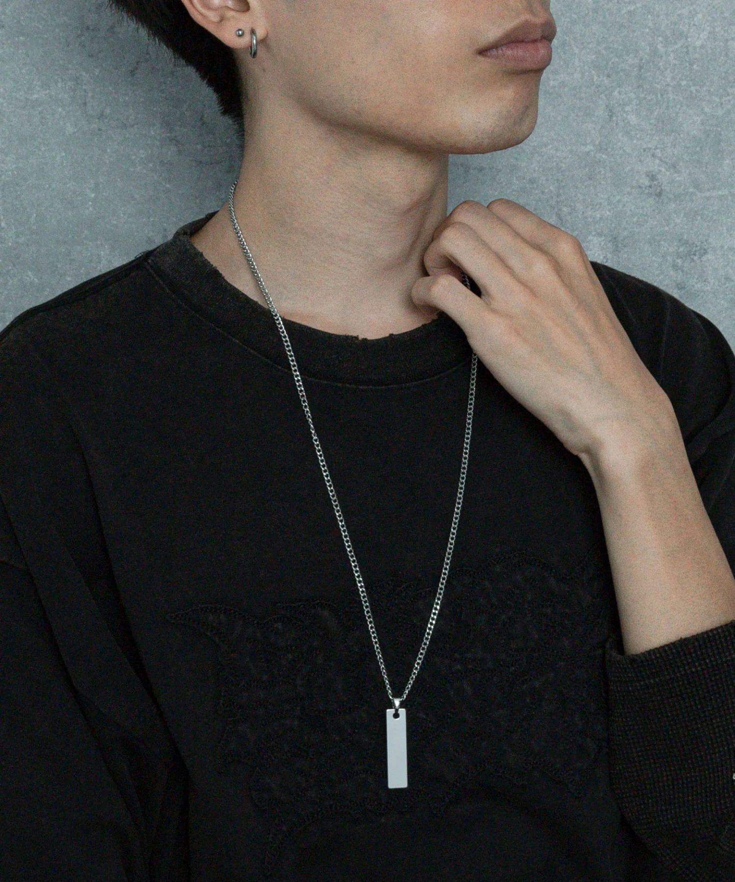 Mモチーフロングチェーンネックレス - Image 12