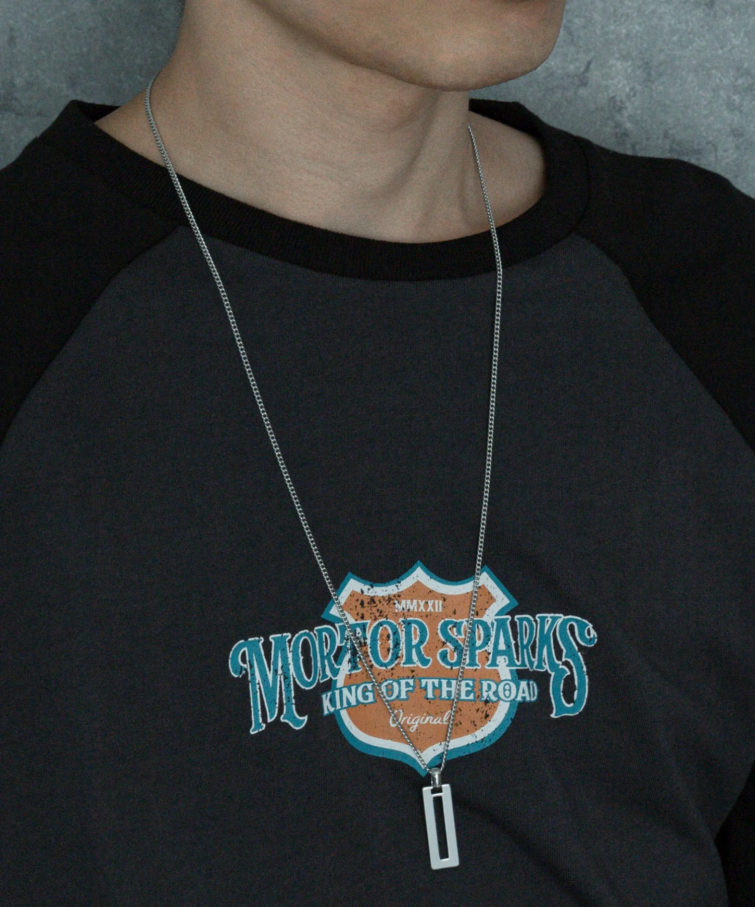 Mモチーフロングチェーンネックレス - Image 18