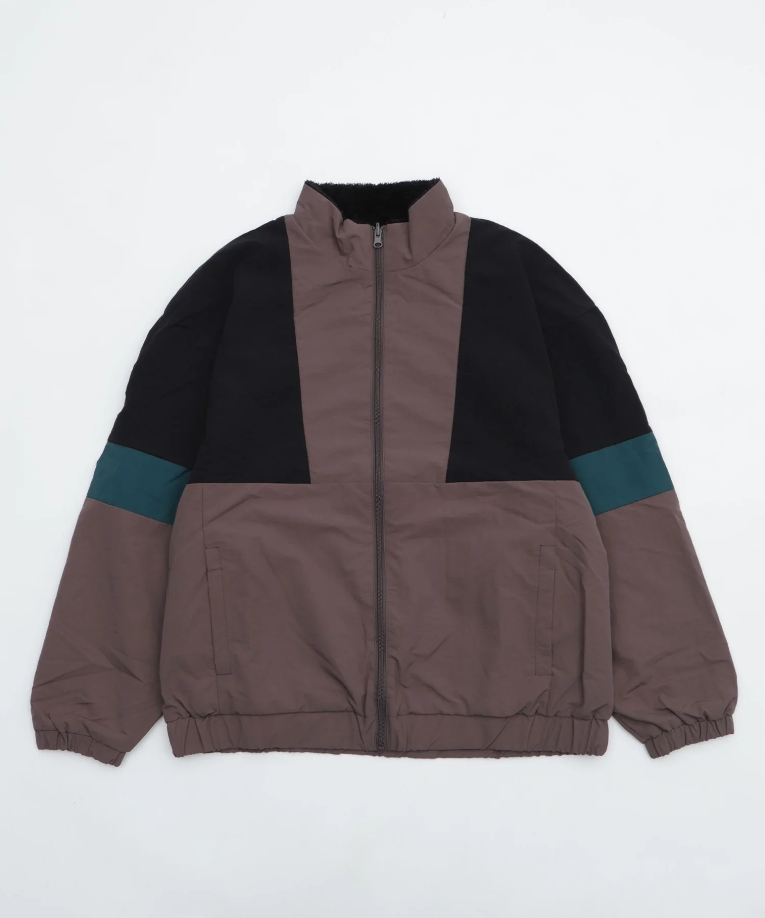 リバーシブルナイロンブルゾン - Image 11