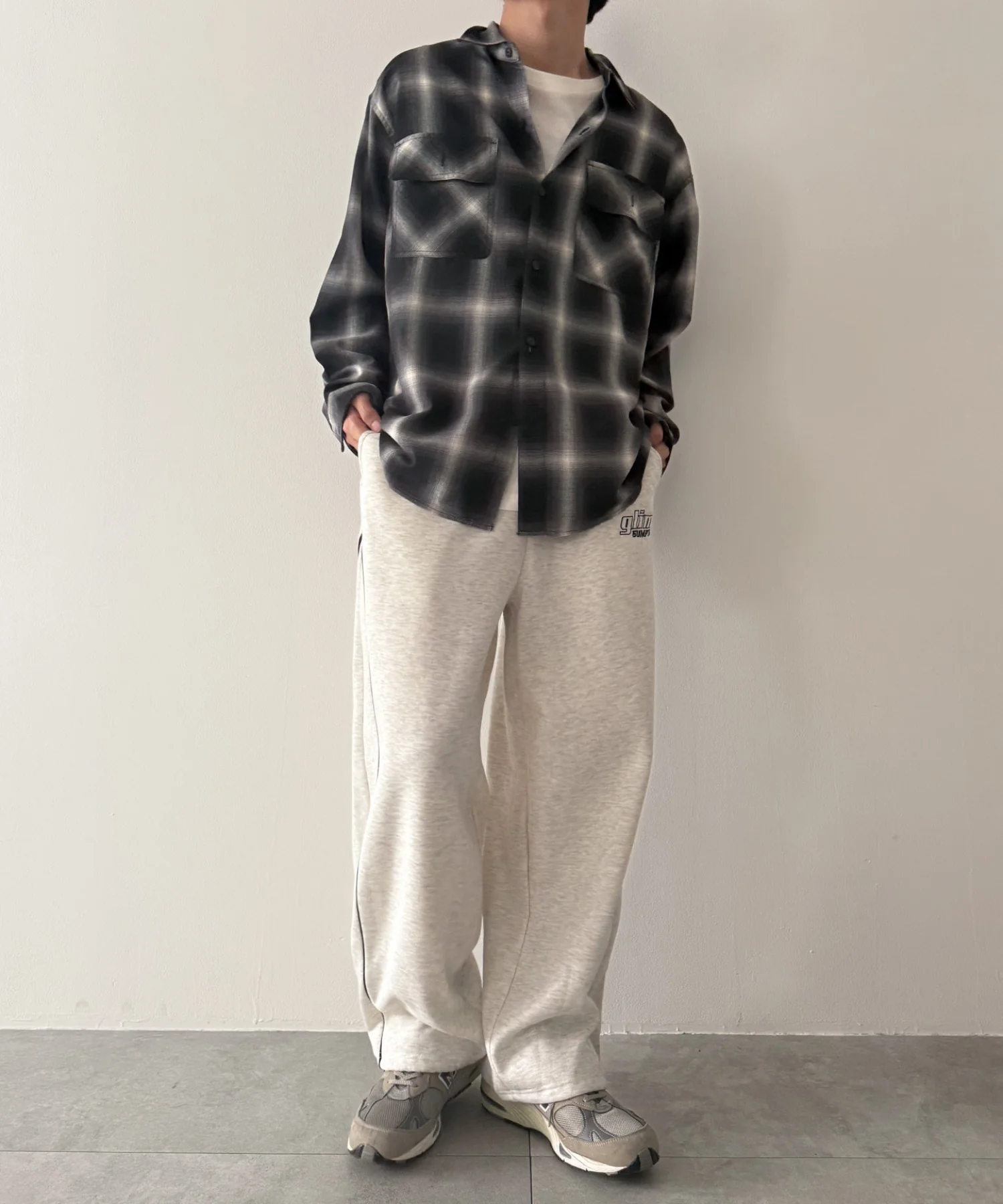 パイピングスウェットパンツ - Image 17