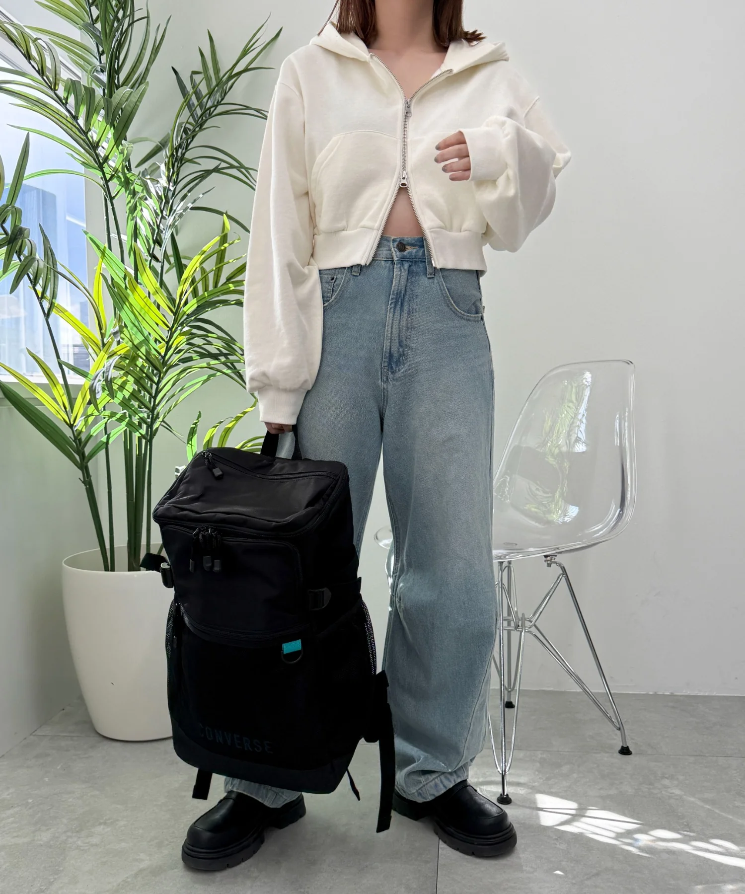 CONVERSE　SQUARE　BIG　BACK　PACK - Image 4