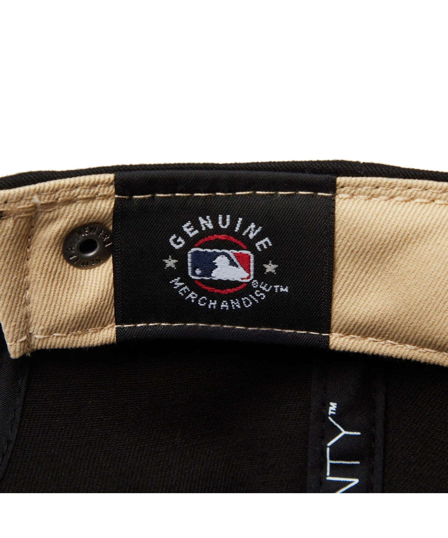 NEWERA 9TWENTY MLB Khaki Sweat Band - Image 32