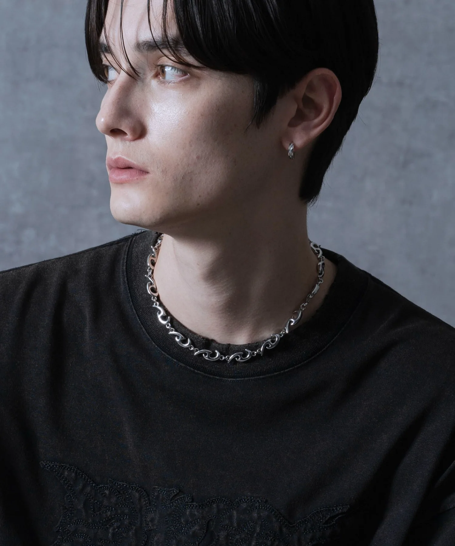 Mトライバルチェーンネックレス - Image 3