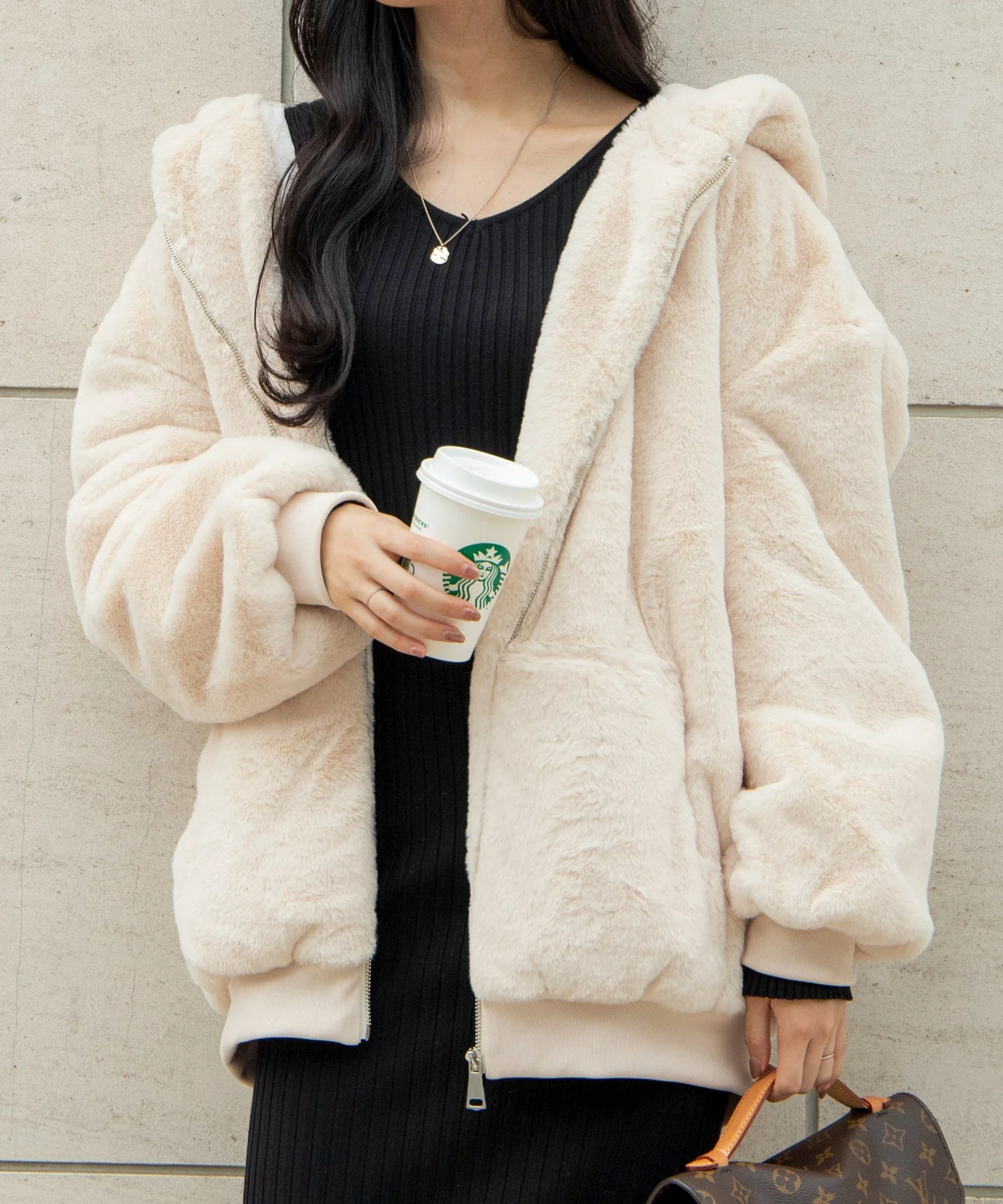 フェイクファーBIGフードブルゾン - Image 9
