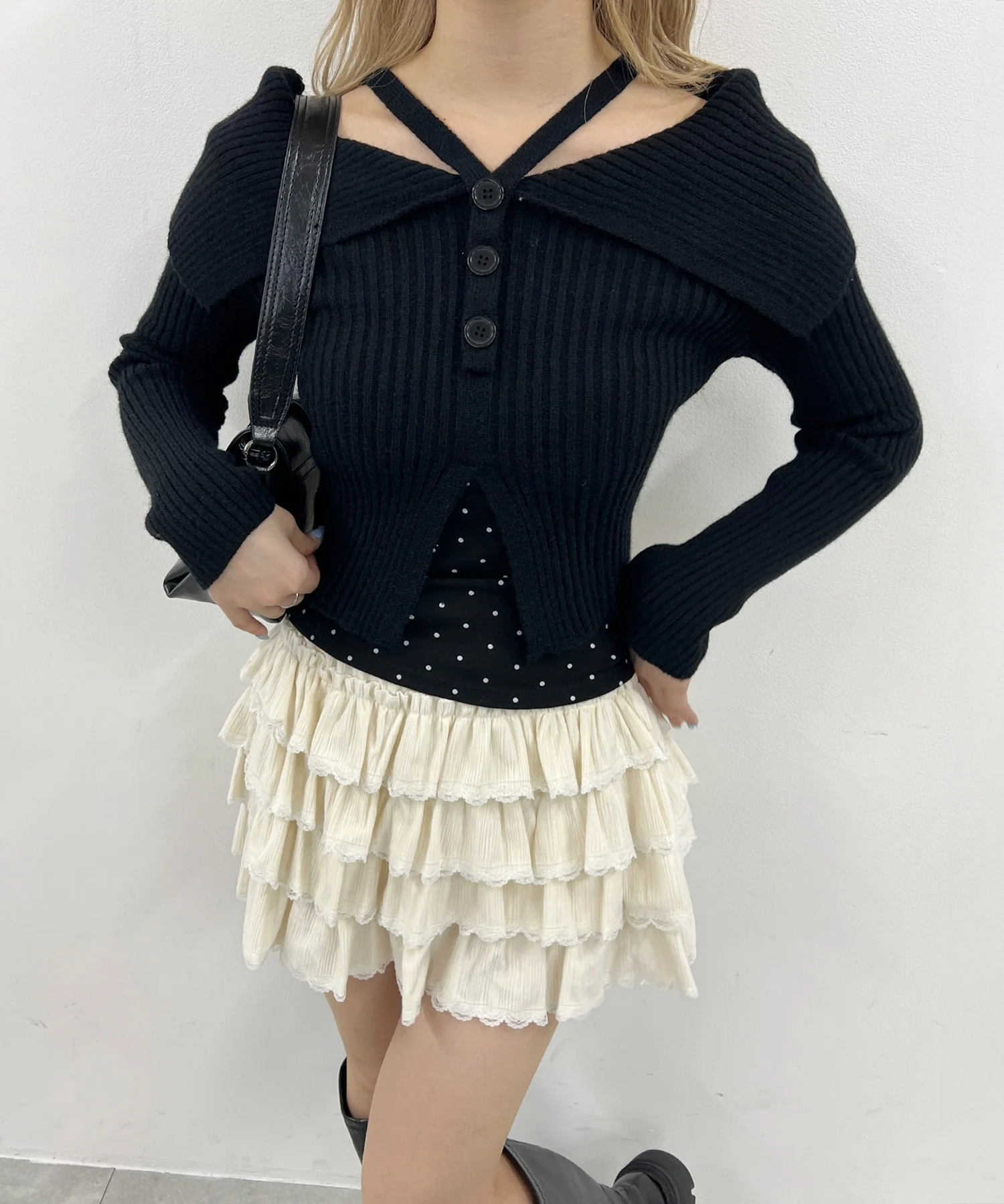ストラップデザインオフショルニット - Image 10