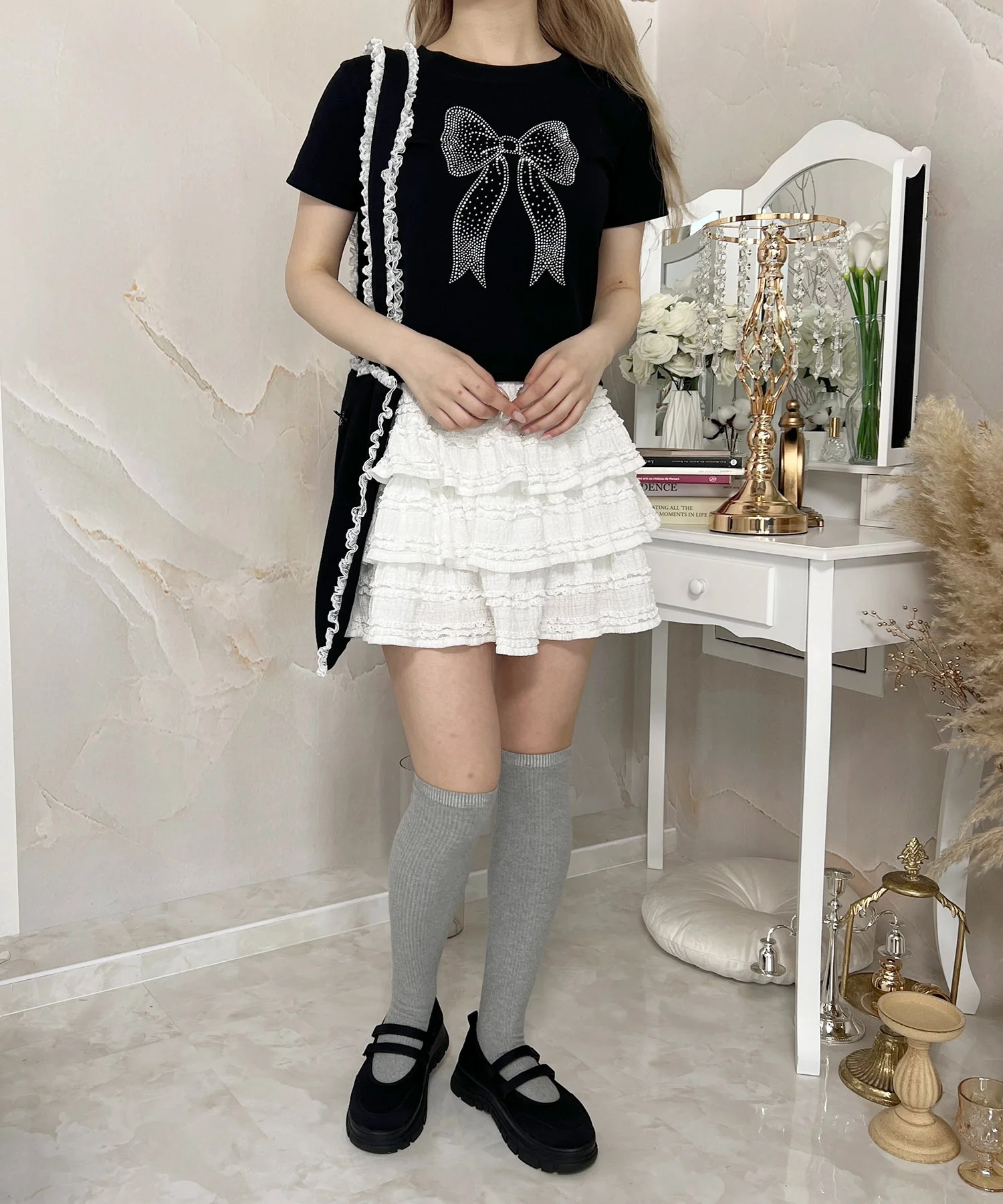 リボンスタッズTシャツ - Image 11