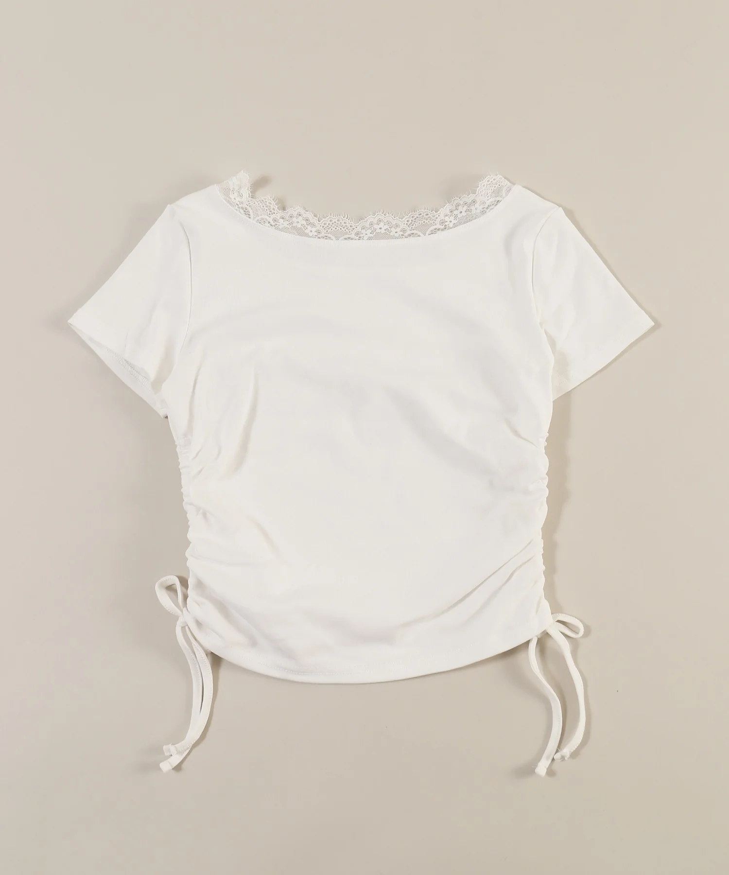 リボングラフィックサイドドロストTシャツ - Image 15