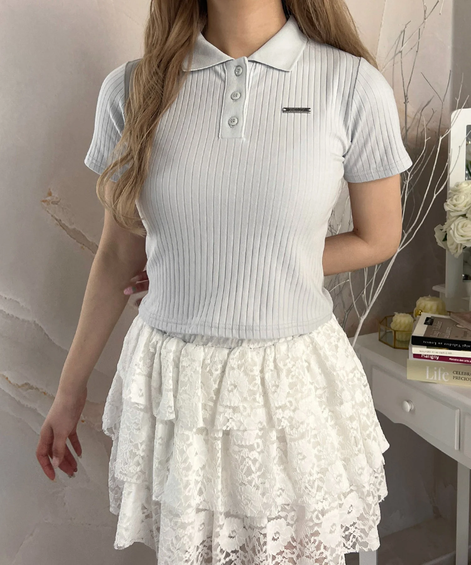 襟付きコンパクトTシャツ - Image 10