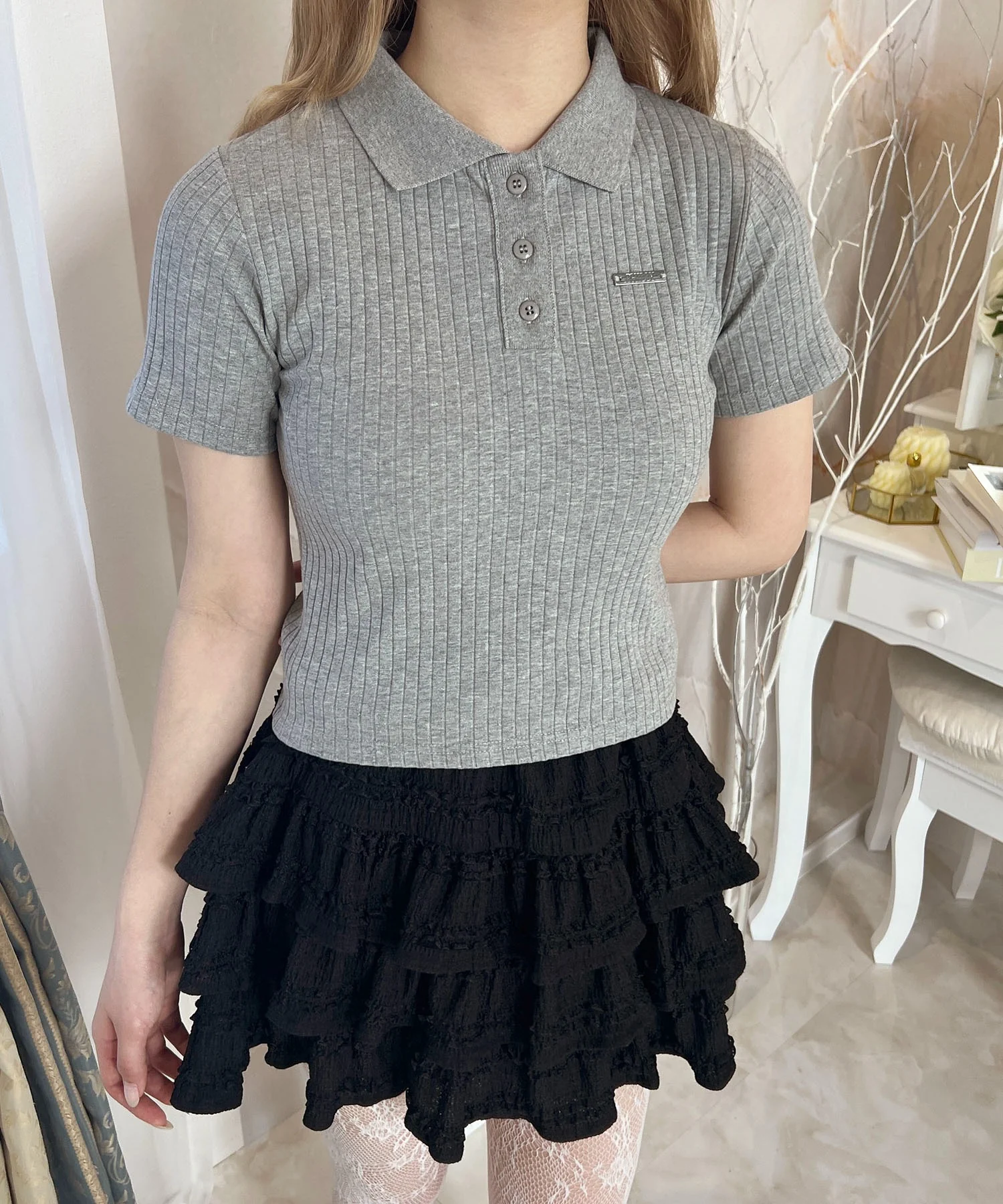 襟付きコンパクトTシャツ - Image 19