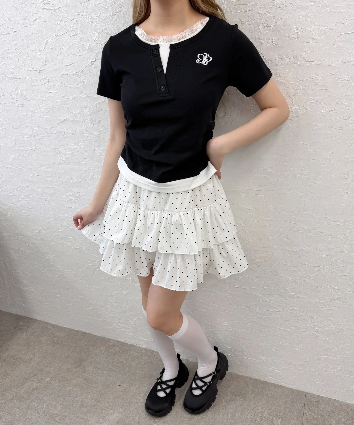 レースネックレイヤードTシャツ - Image 13