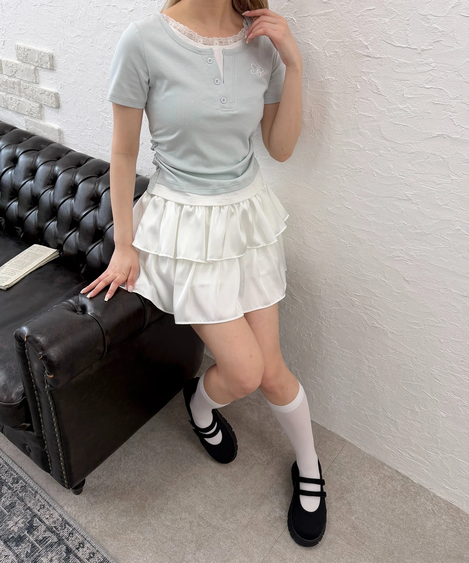 レースネックレイヤードTシャツ - Image 6