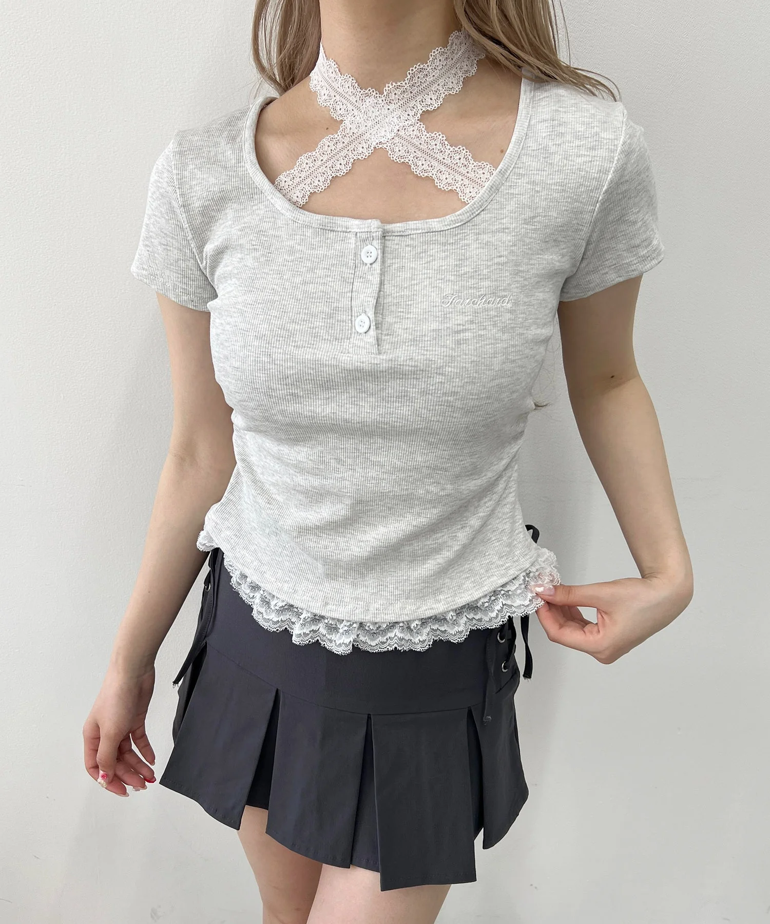 レースチョーカードッキングTシャツ