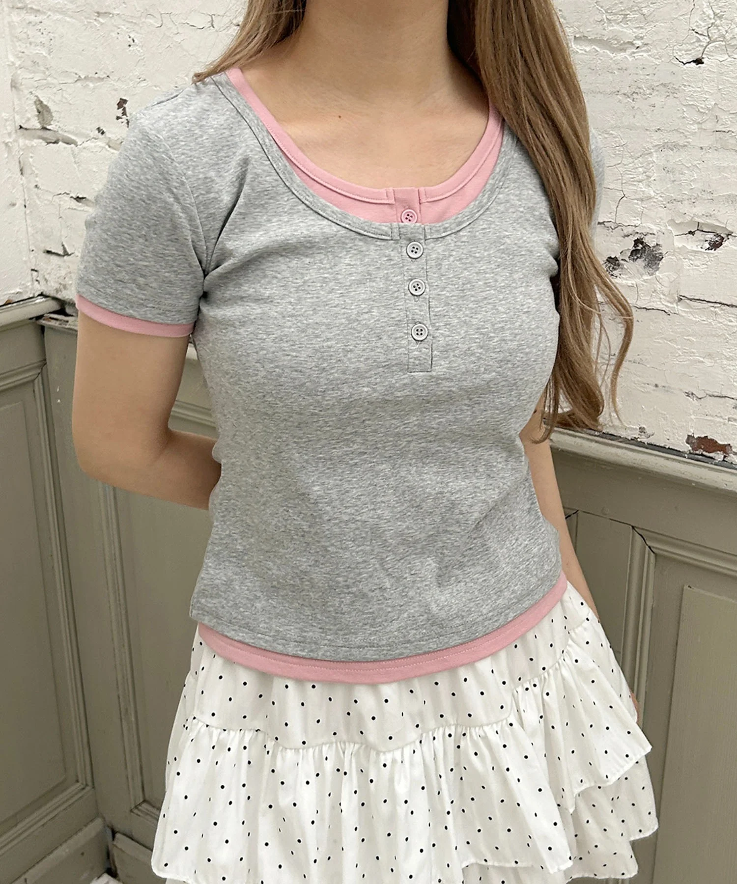 フェイクレイヤードヘンリーネックTシャツ - Image 9
