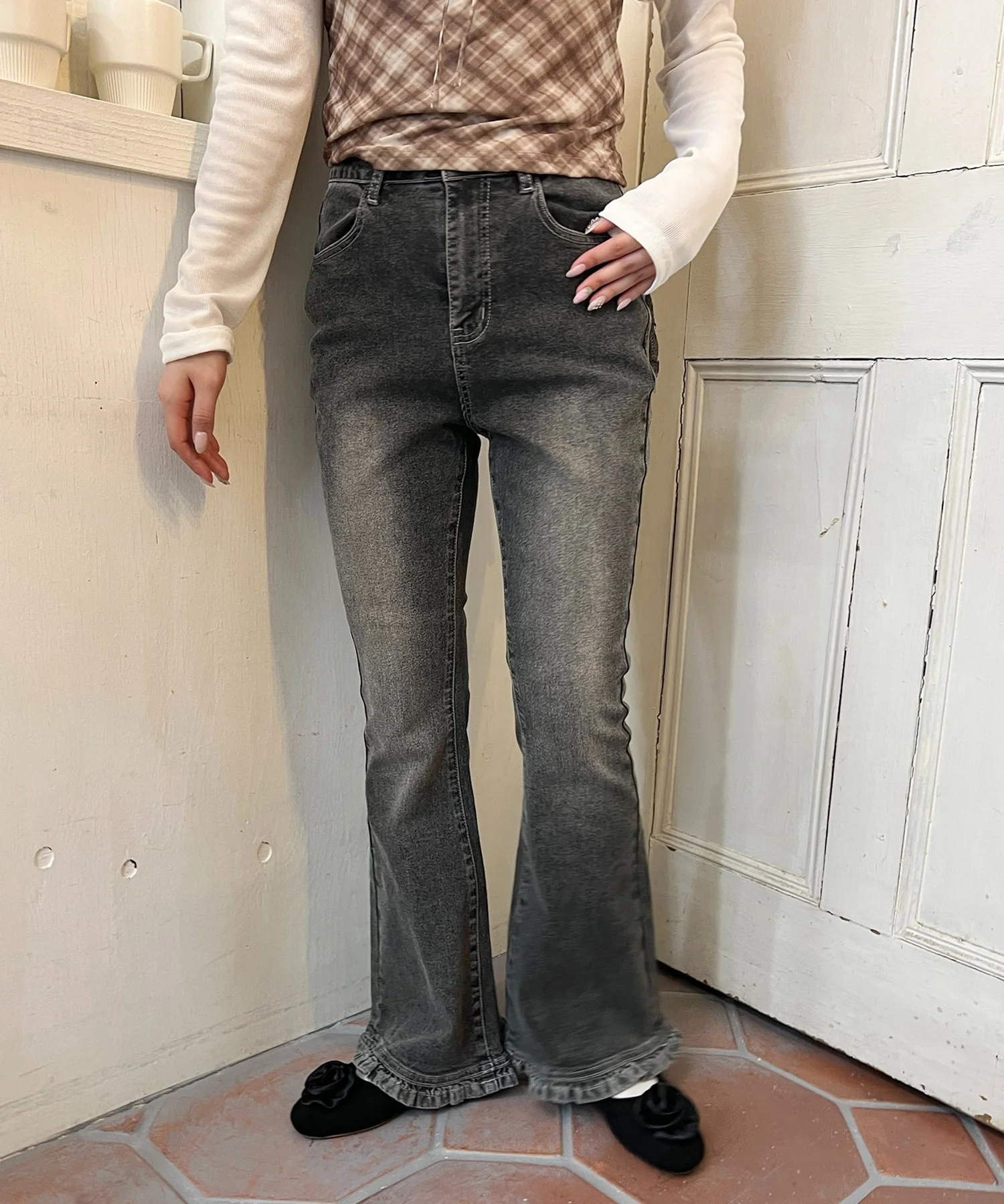 フリルデザインフレアパンツ - Image 2